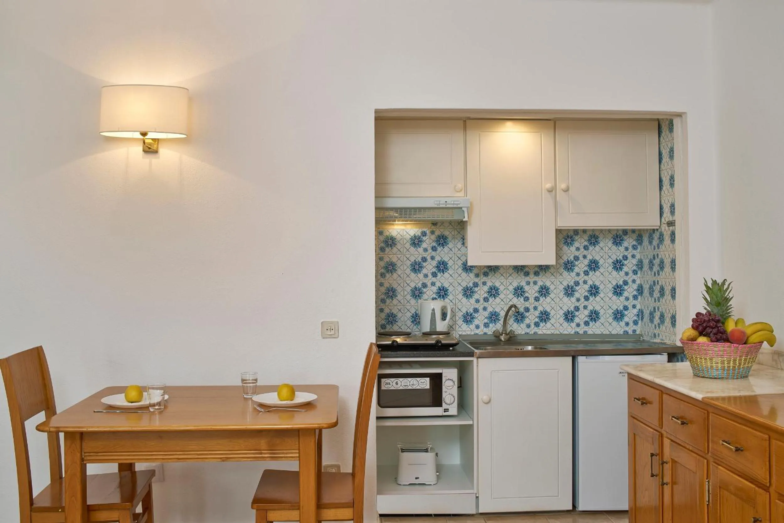 Kitchen or kitchenette in Cheerfulway Minichoro Apartamentos