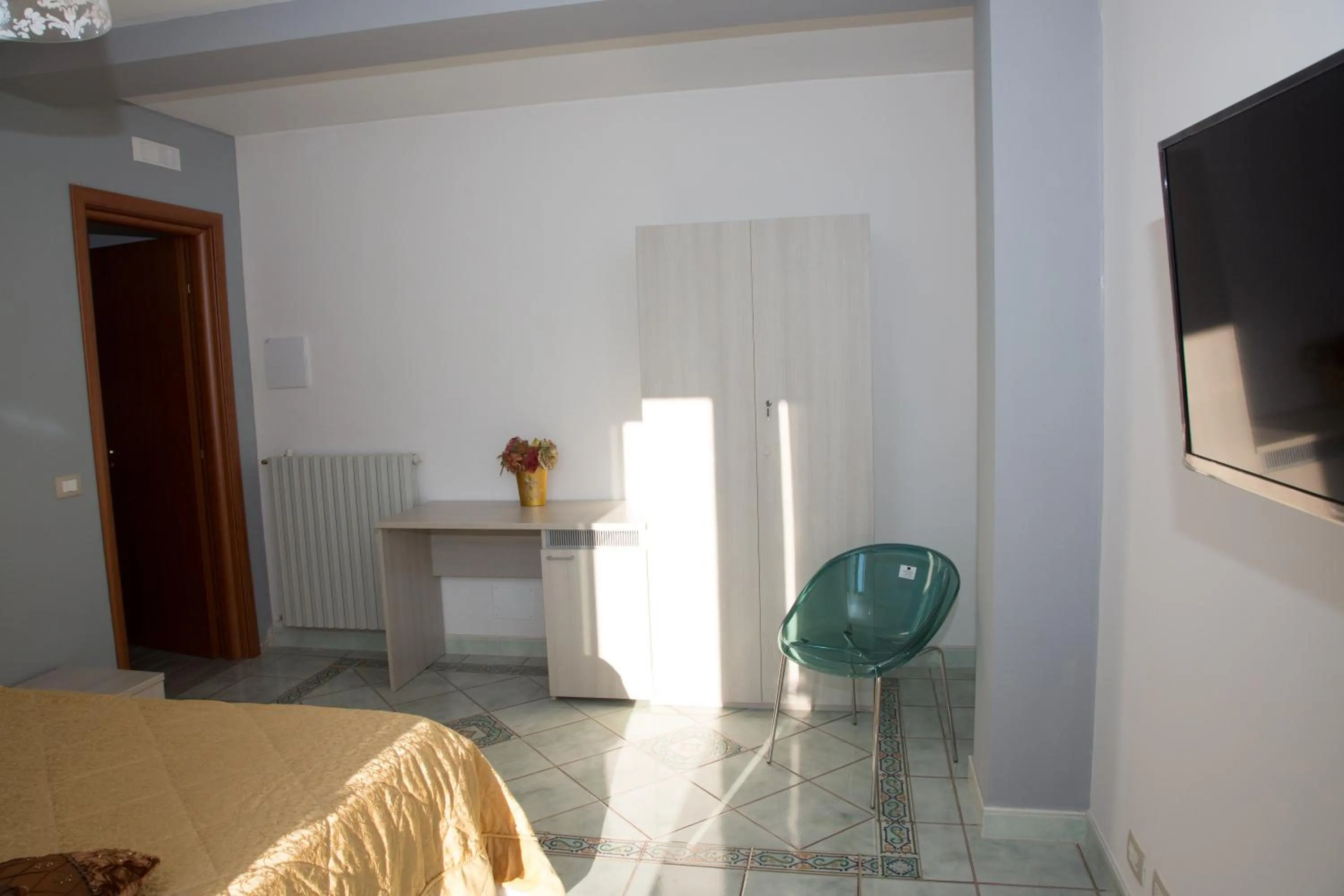 bunk bed in Modica Garden Resort