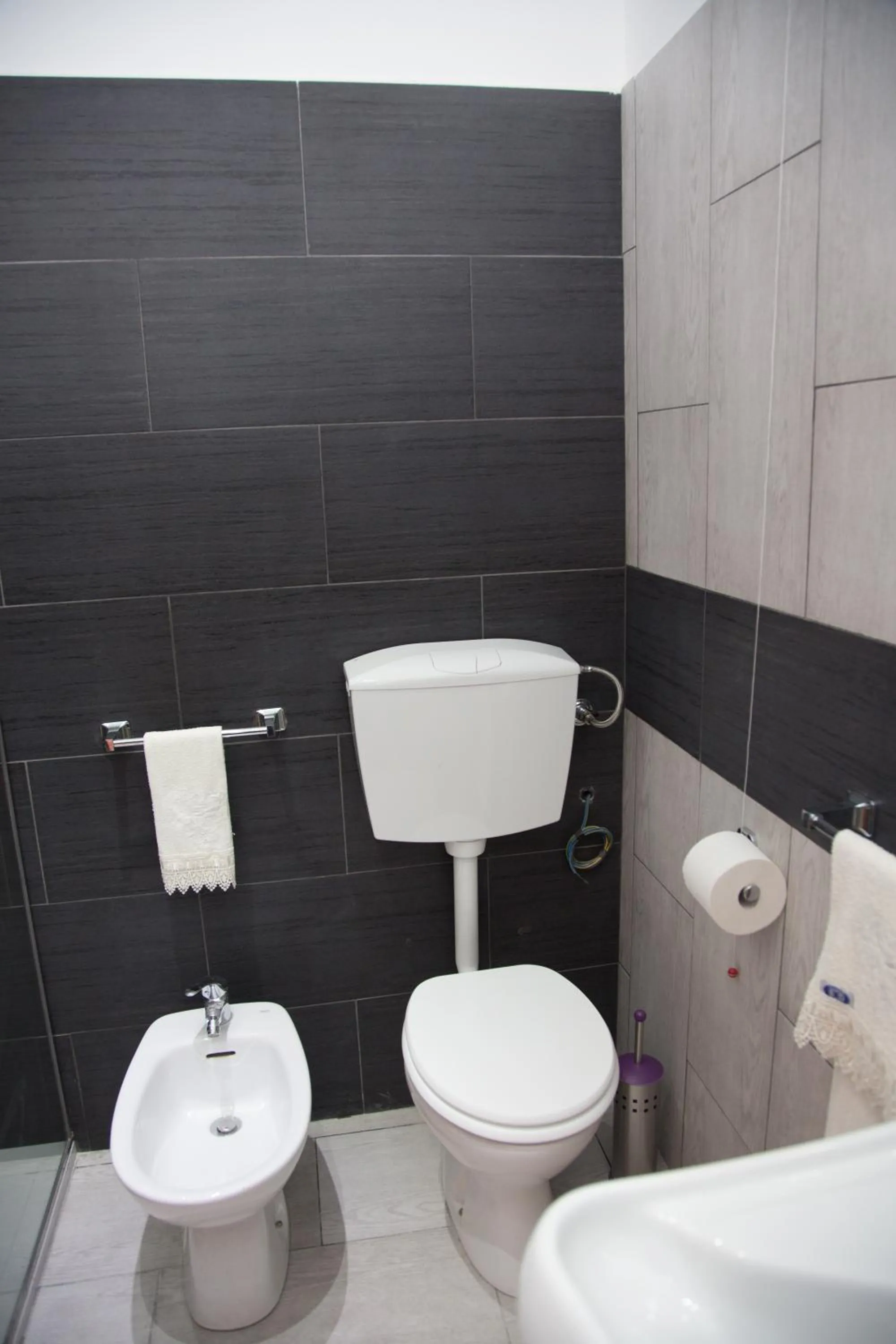 Bathroom in Modica Garden Resort