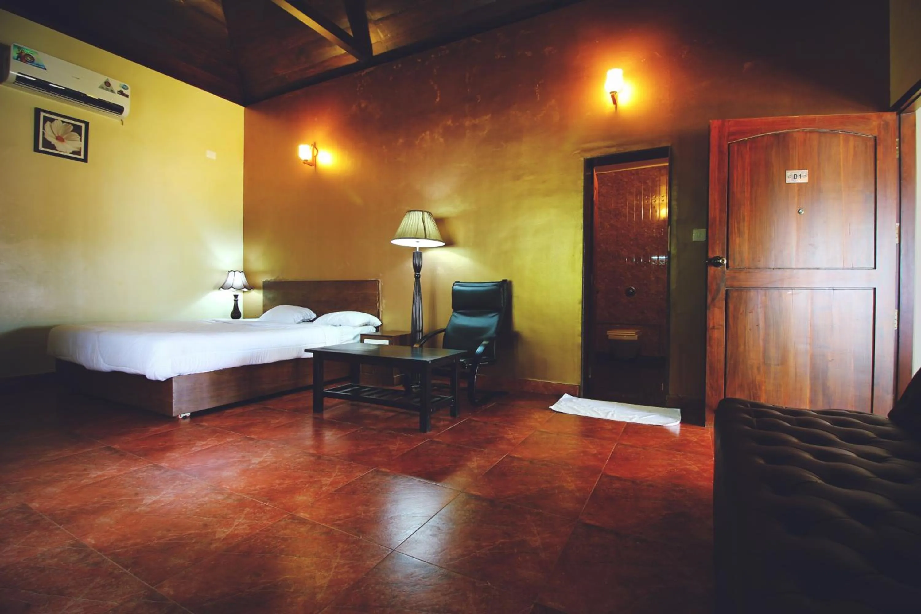 Photo of the whole room, Bed in Paradise Lagoon