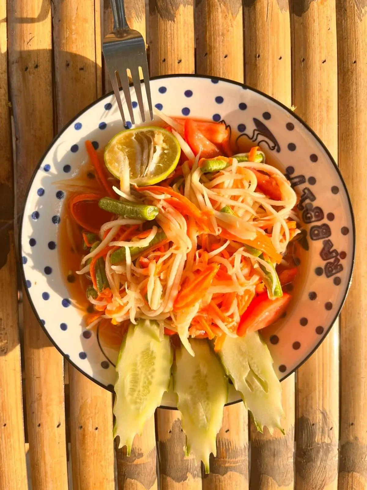 Restaurant/places to eat in Colorful Hut