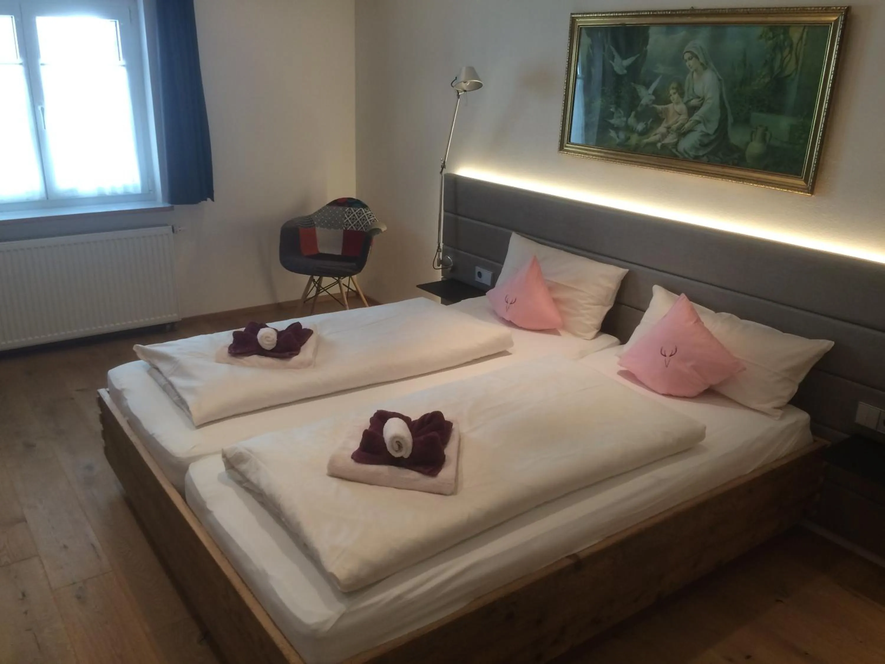 Bedroom, Bed in Zum Hirschen - hotel & gasthaus beim stöckeler