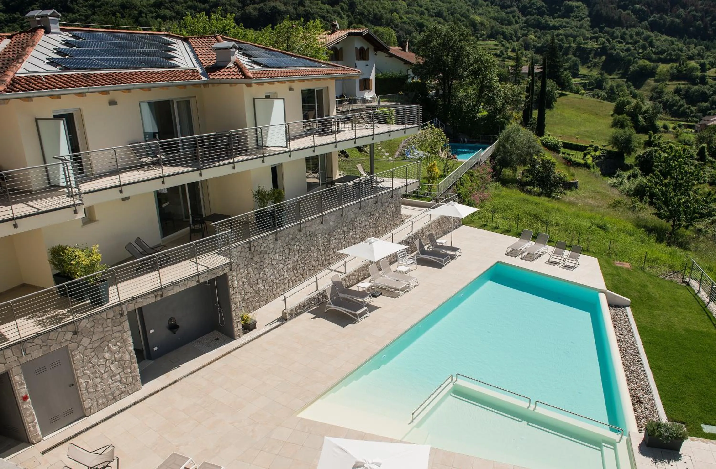 Property building in Terrazze sul Garda