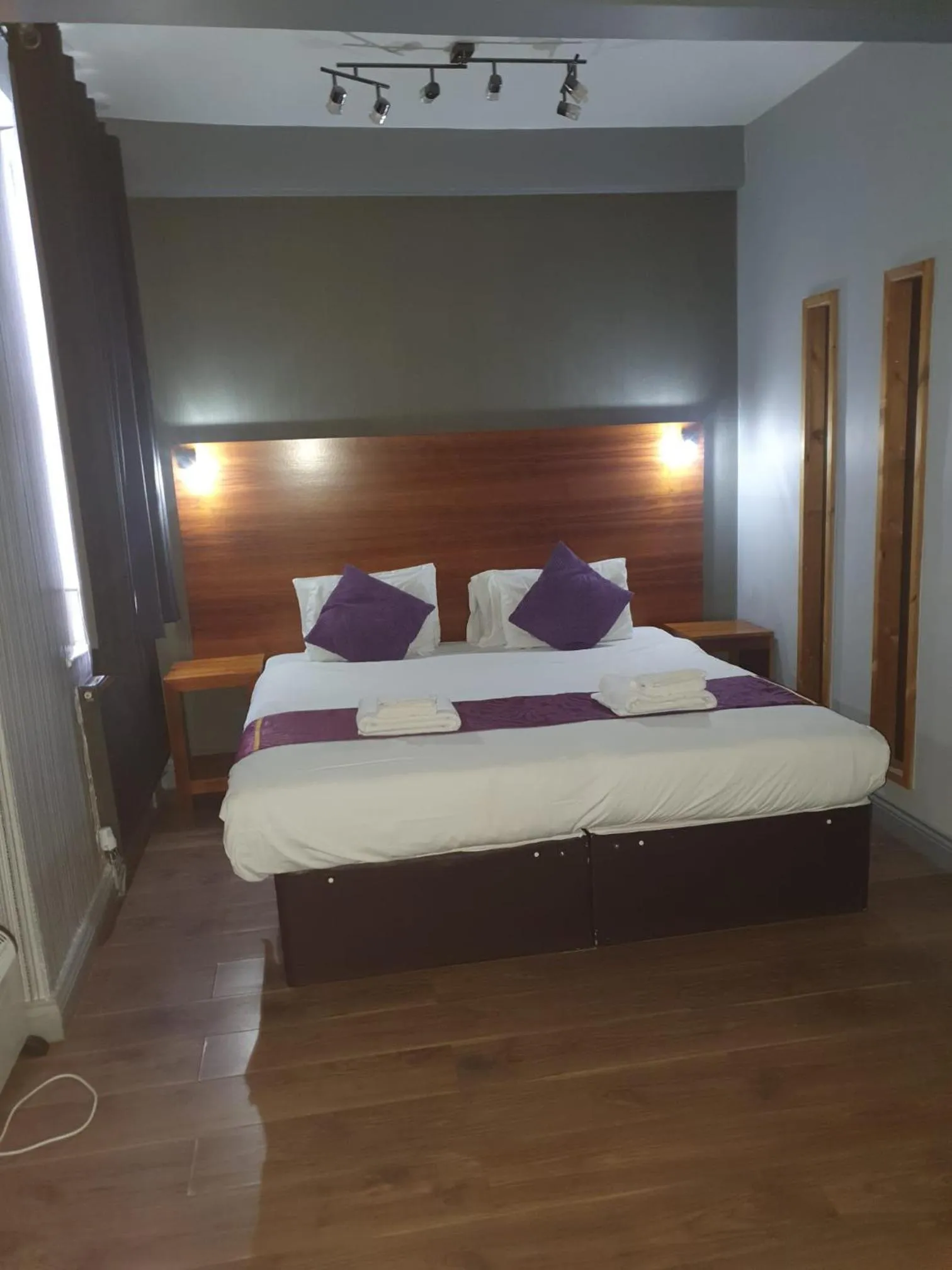 Bed in Bennetts Hotel