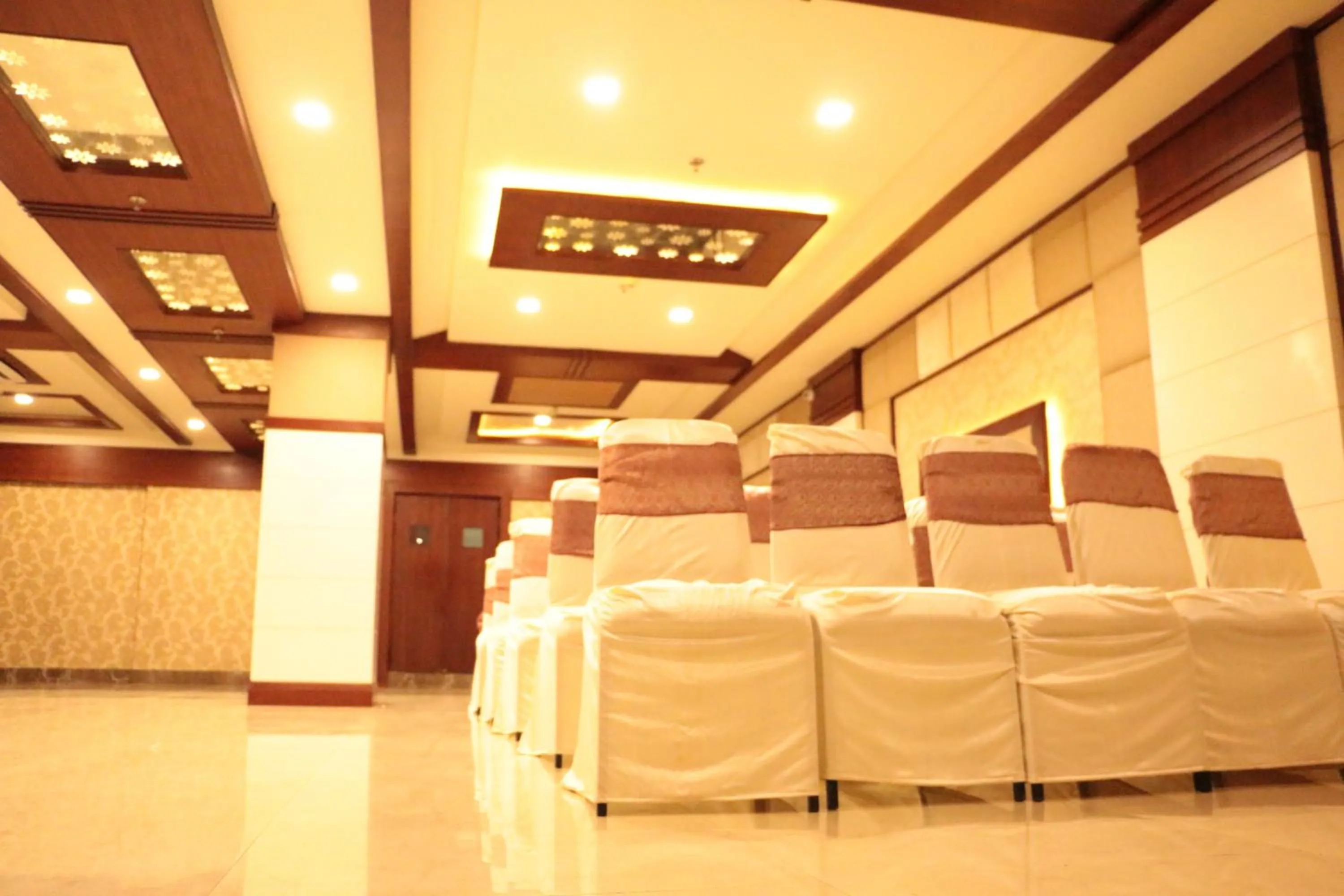 Banquet/Function facilities in The Land Mark