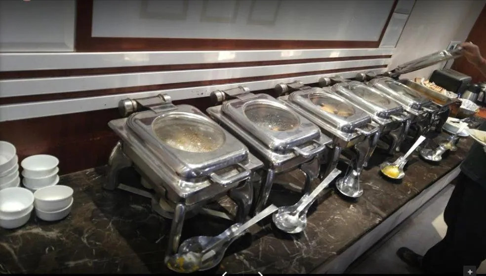 Breakfast in The Land Mark