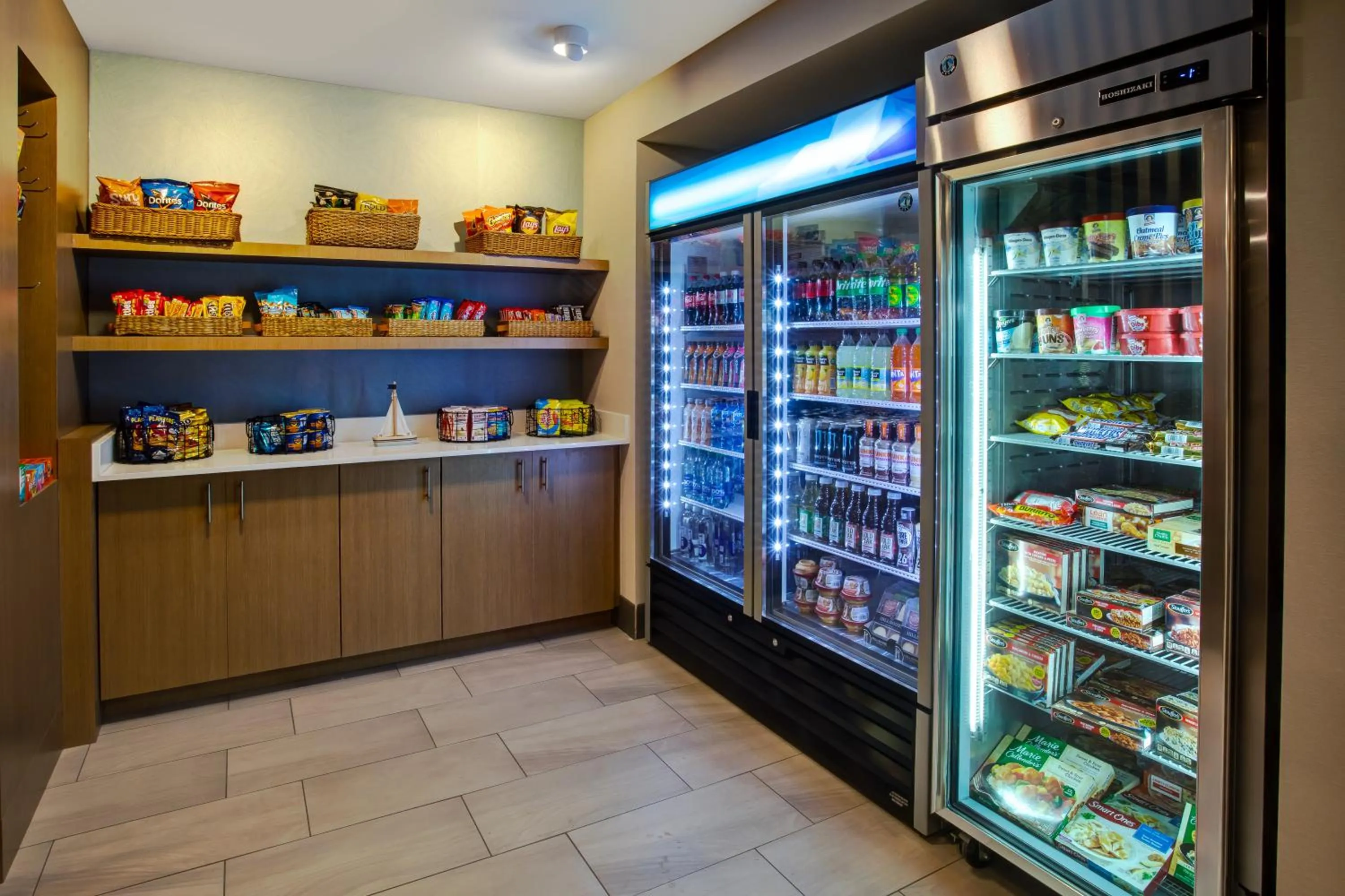 Supermarket/grocery shop in Holiday Inn Express Kitty Hawk - Outer Banks by IHG