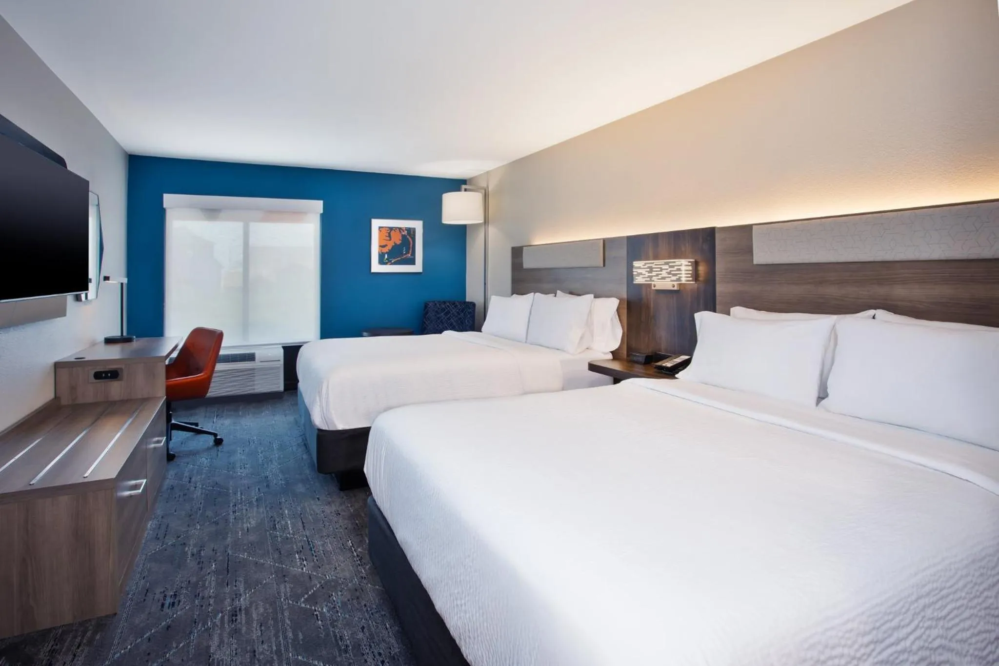 Photo of the whole room, Bed in Holiday Inn Express Kitty Hawk - Outer Banks by IHG