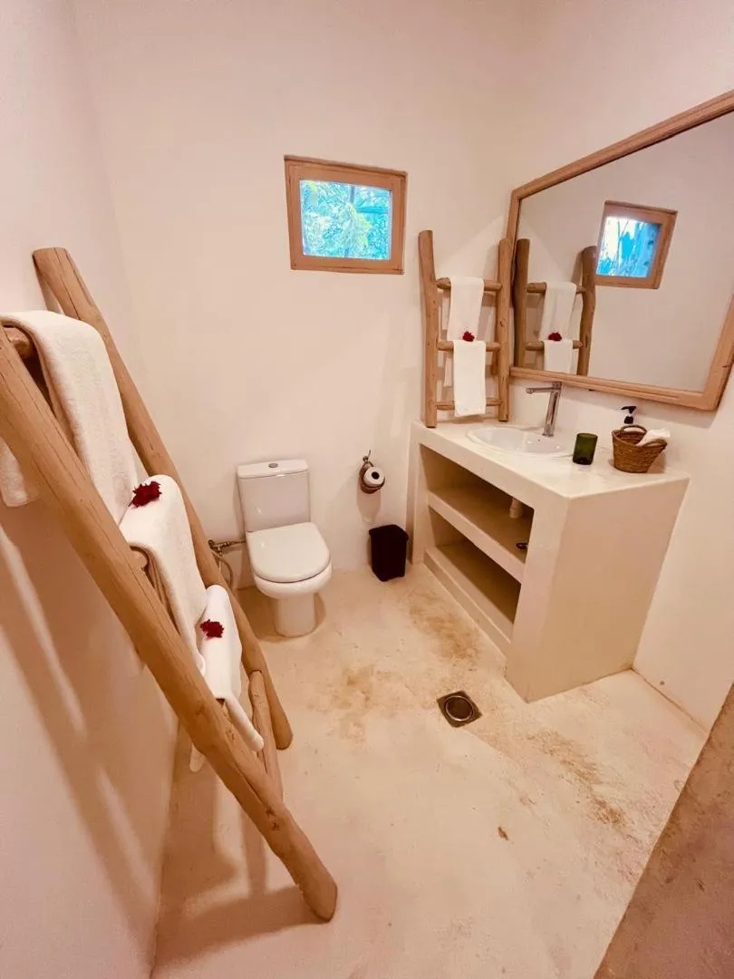 Toilet in Sharazad Boutique Hotel