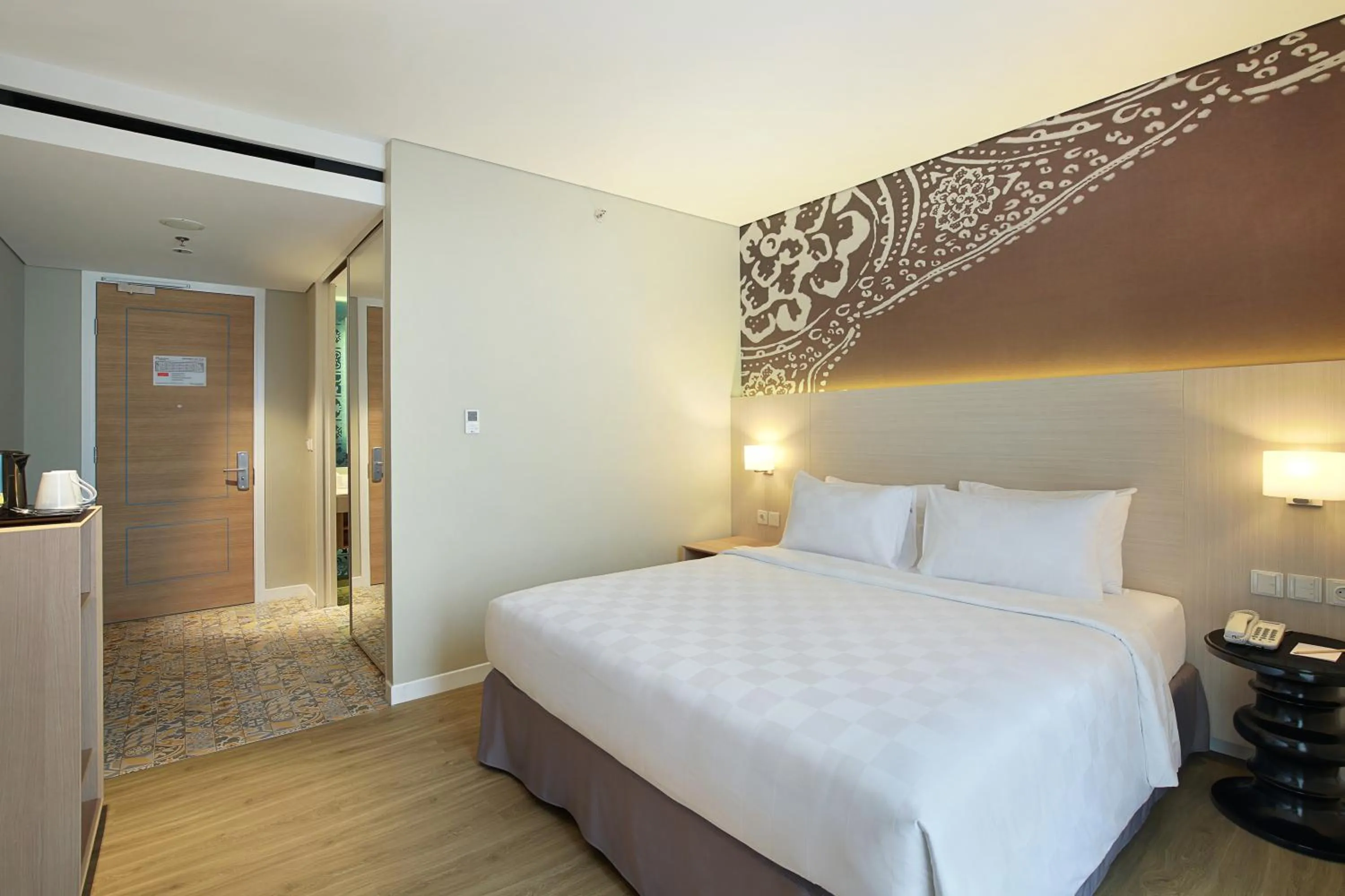 Bedroom, Bed in Swiss-Belinn Saripetojo Solo