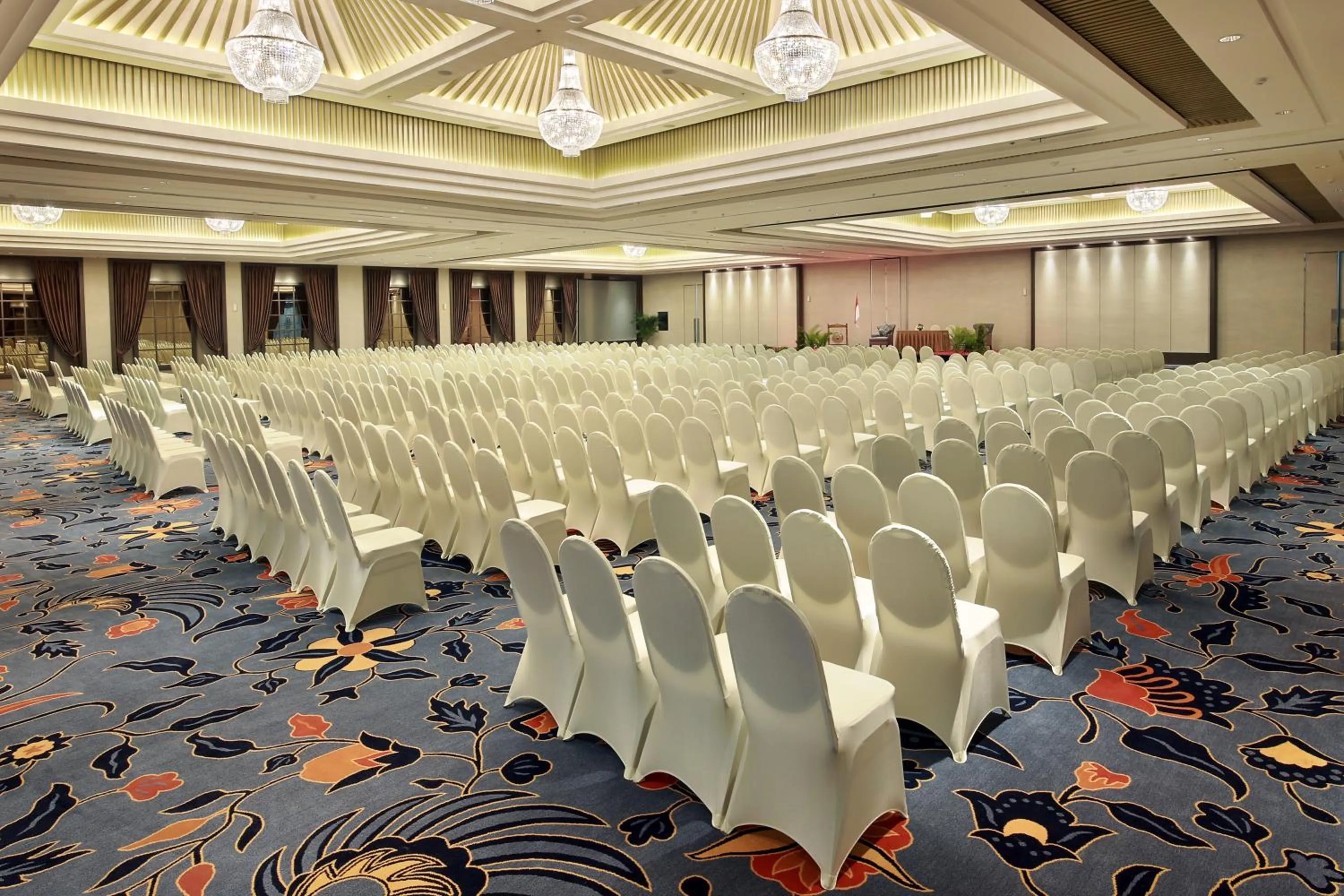 Banquet/Function facilities in Swiss-Belinn Saripetojo Solo
