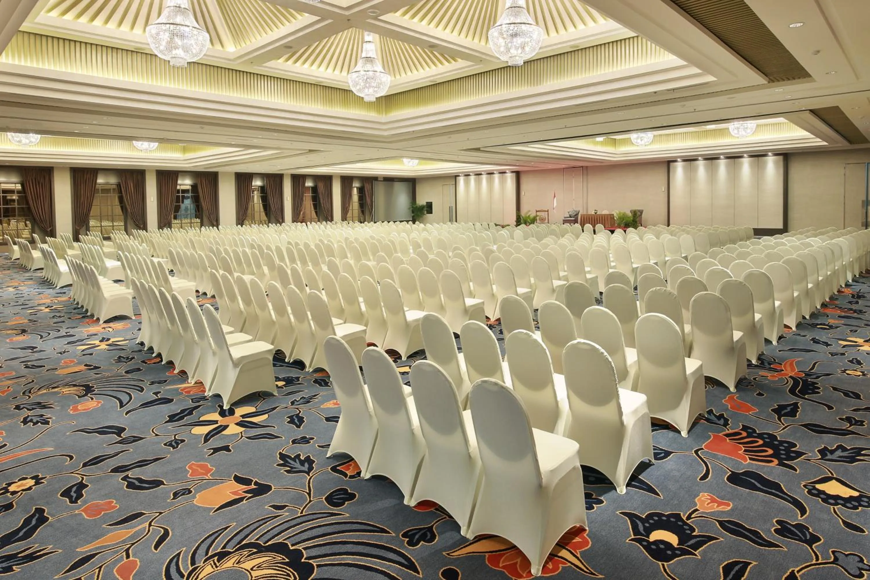 Banquet/Function facilities in Swiss-Belinn Saripetojo Solo