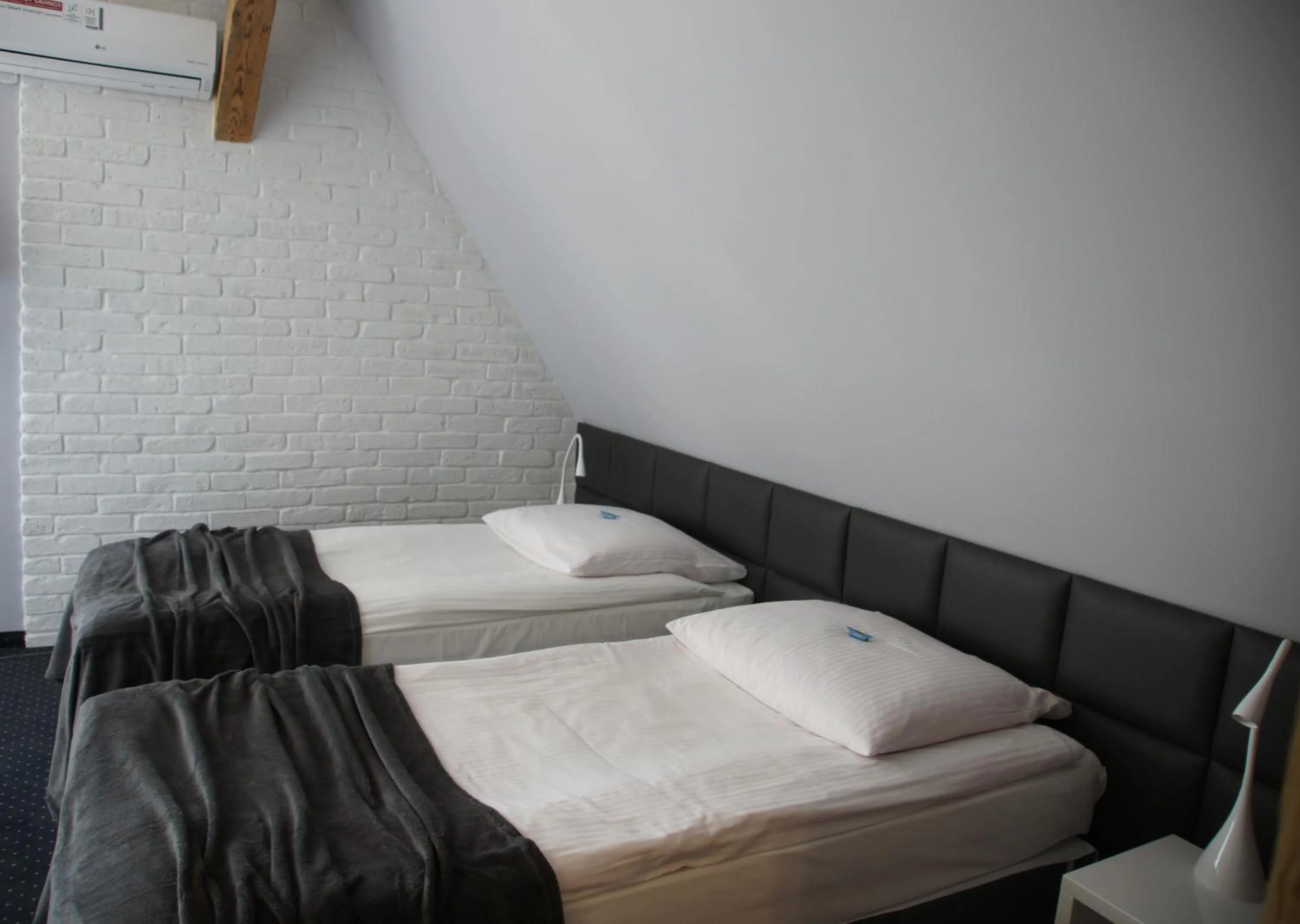 Photo of the whole room, Bed in Hotel Park