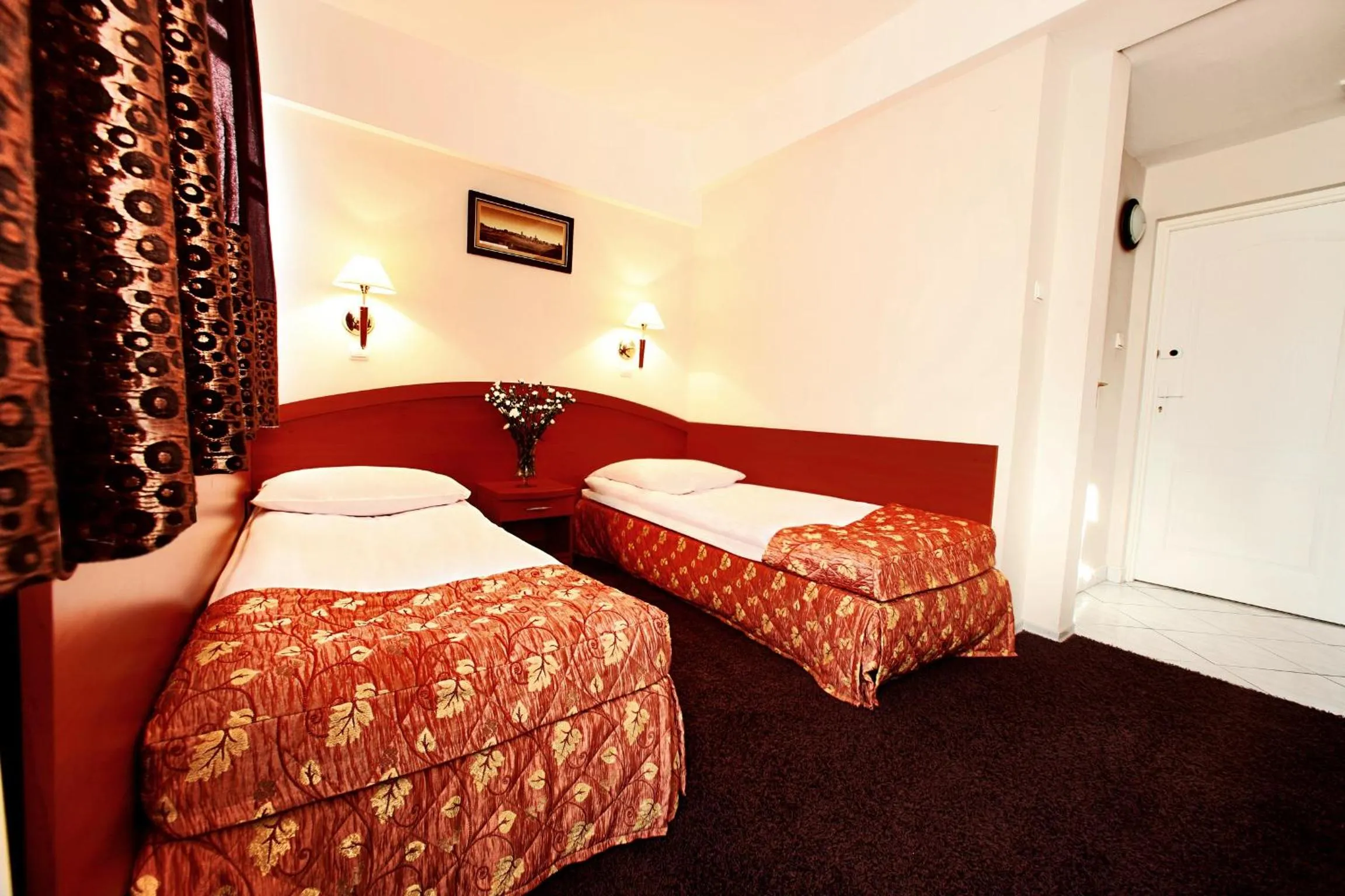 Photo of the whole room, Bed in Hotel Park