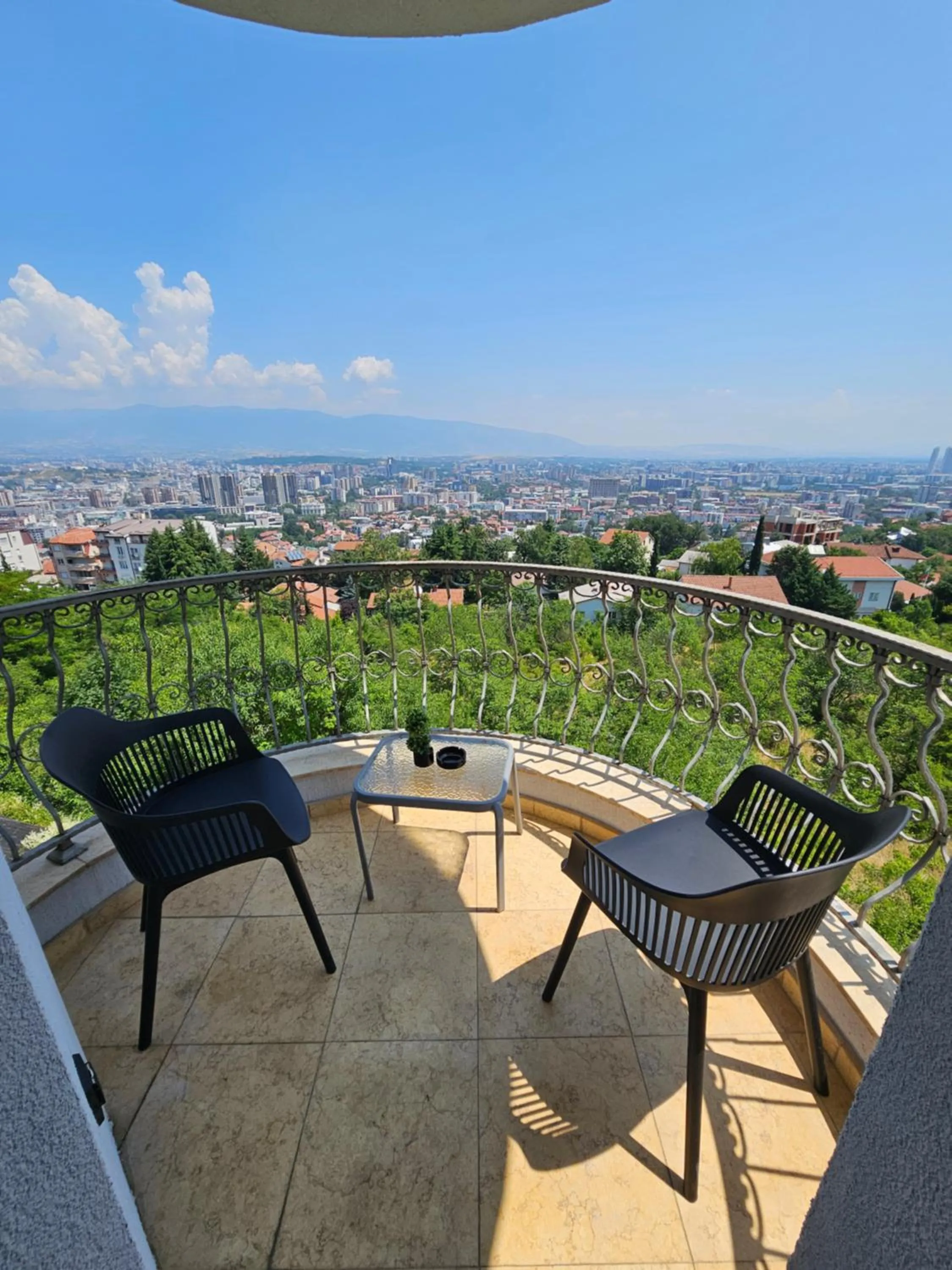 Day in View Inn Boutique Hotel