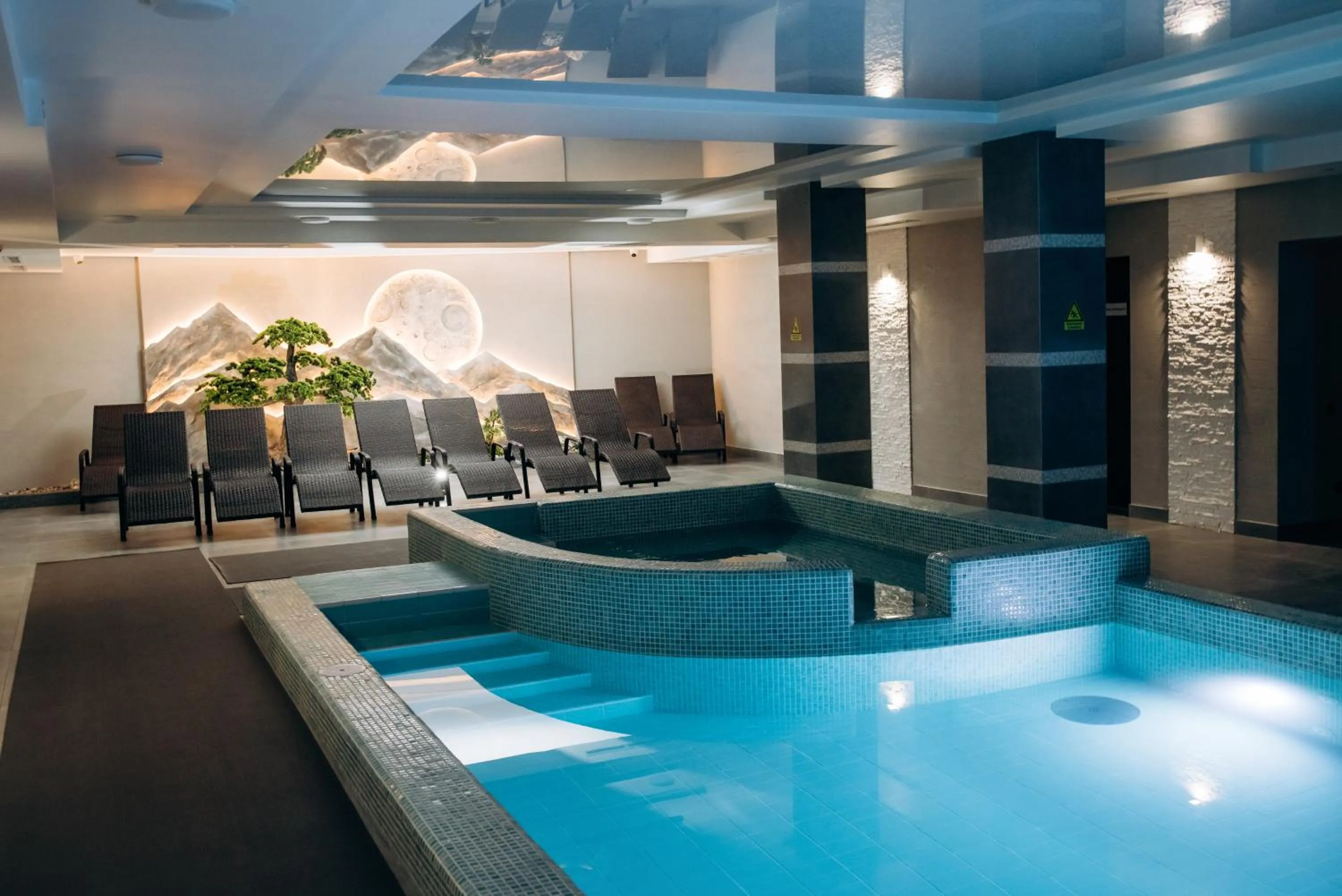 Hot Tub in GasthauS & SPA