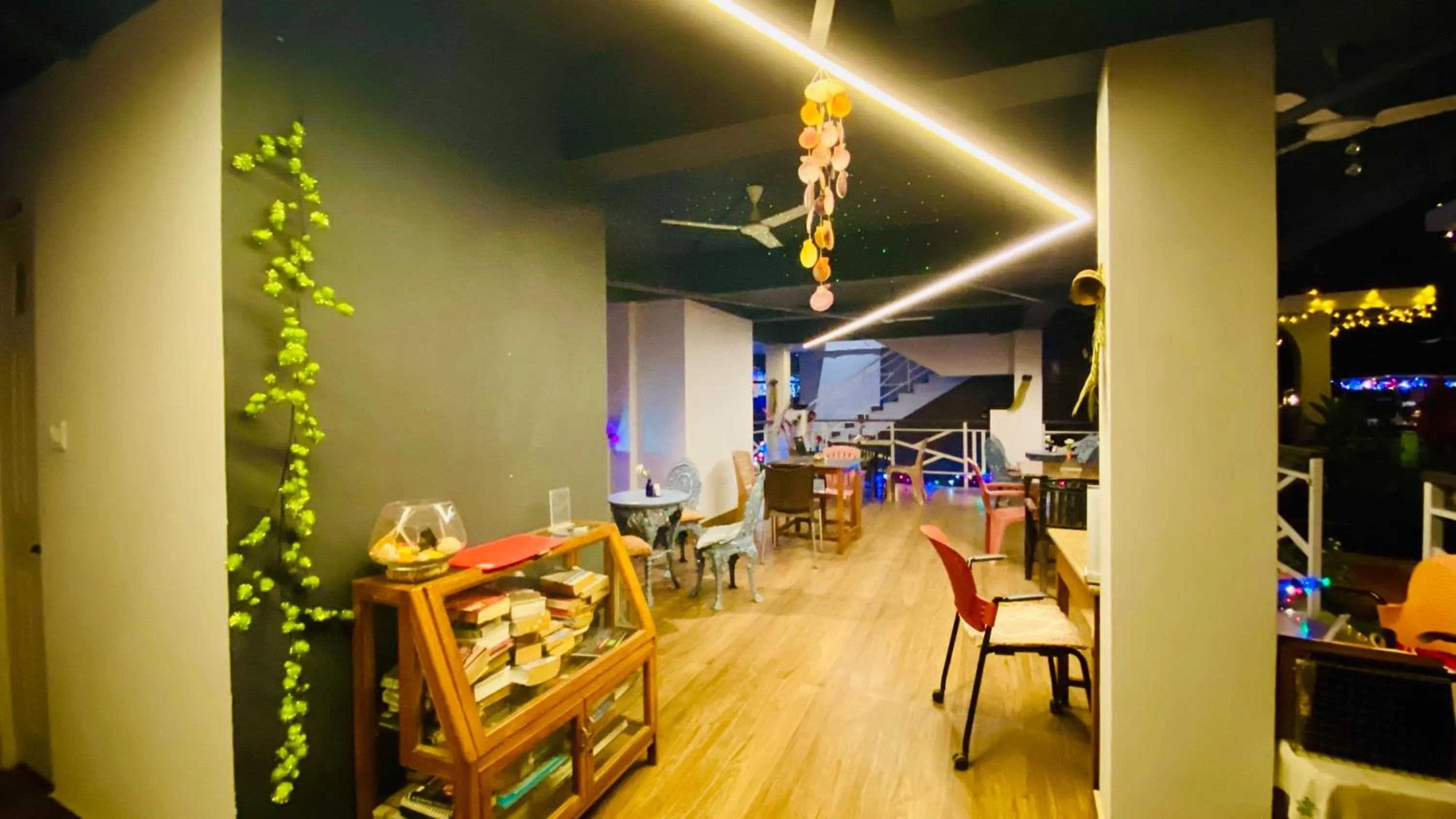 Restaurant/places to eat in Peravel Beach Holiday Home