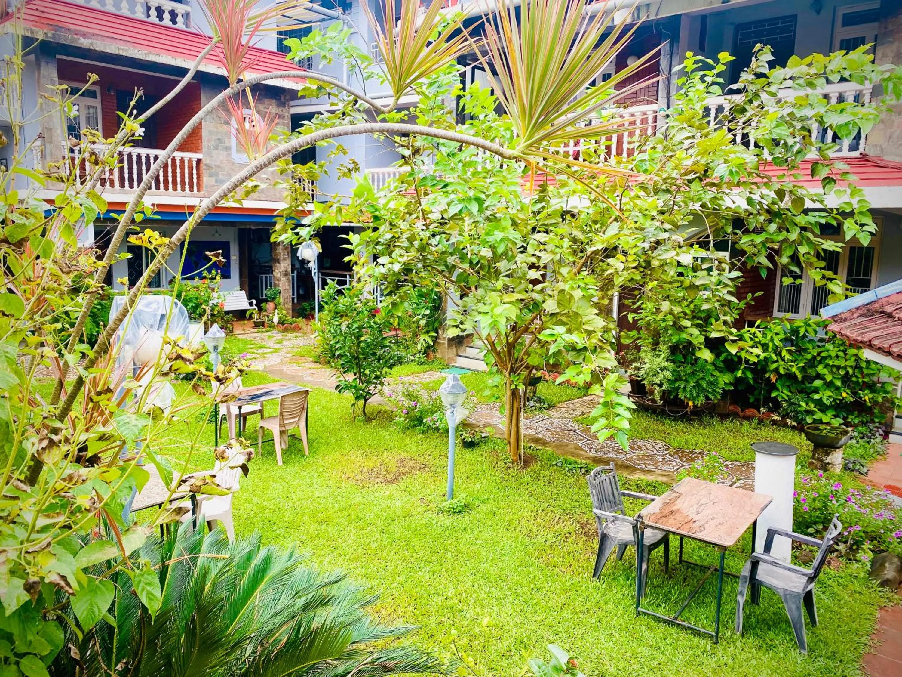 Property building in Peravel Beach Holiday Home