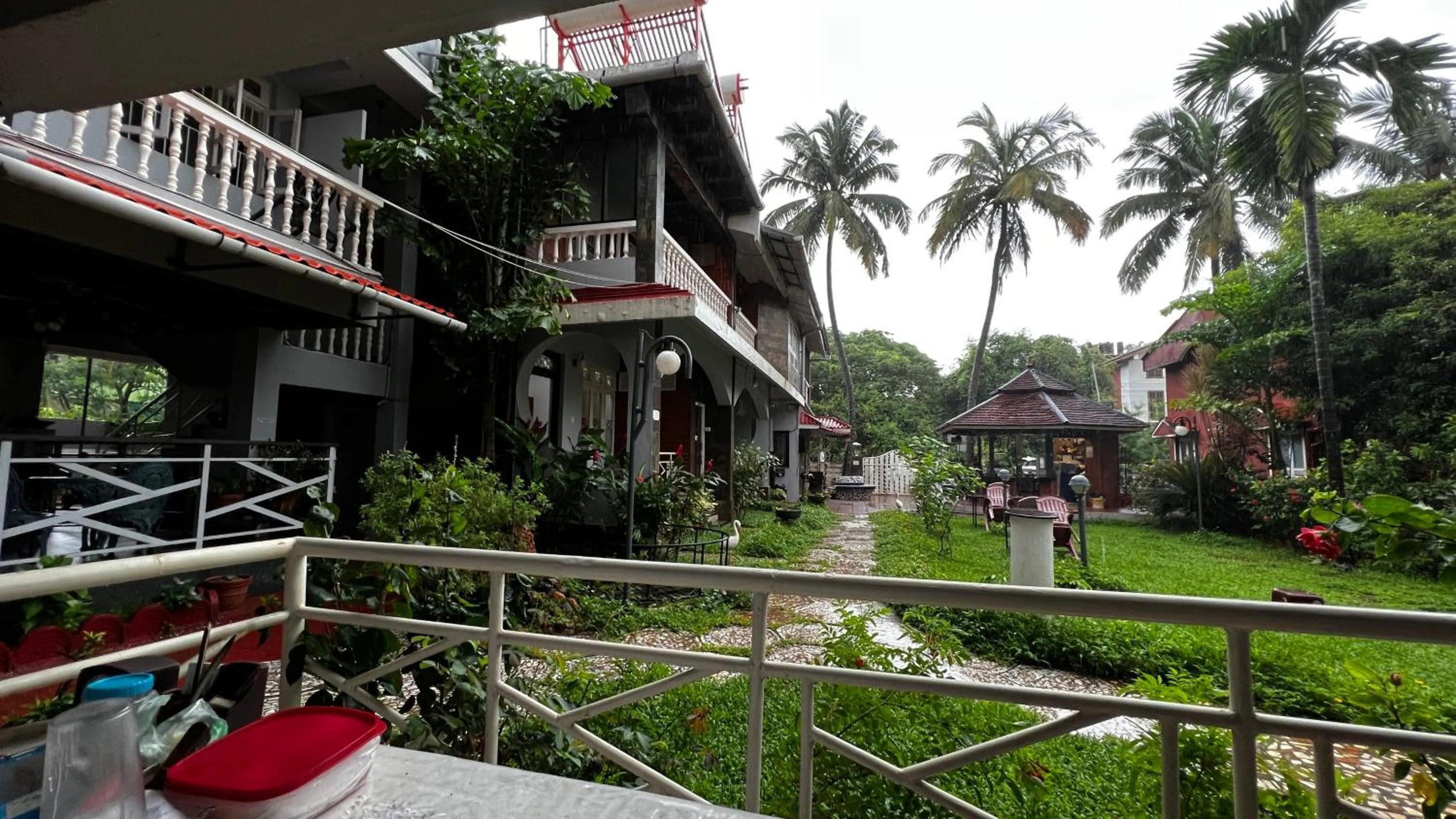 Peravel Beach Holiday Home