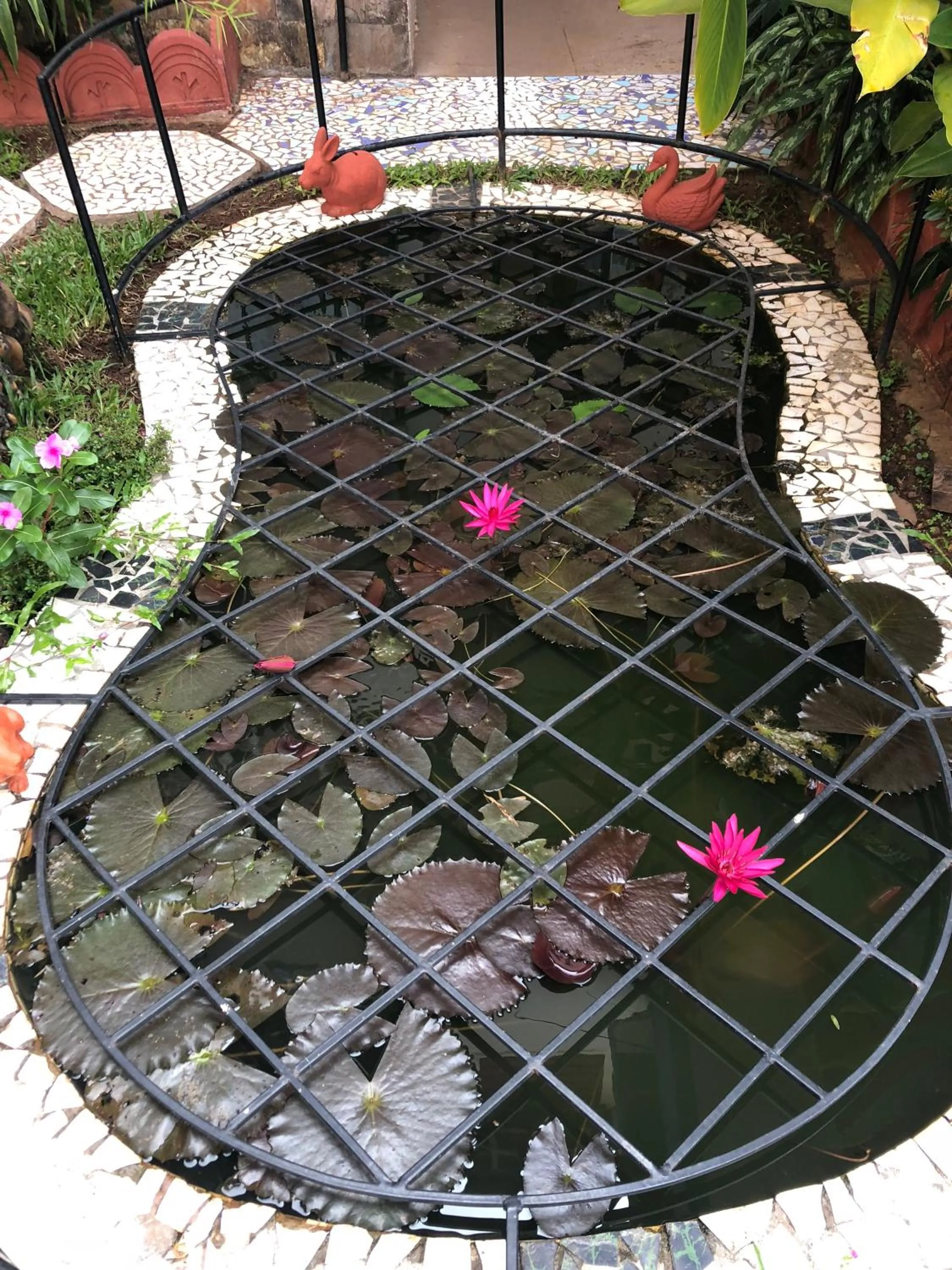 Garden in Peravel Beach Holiday Home