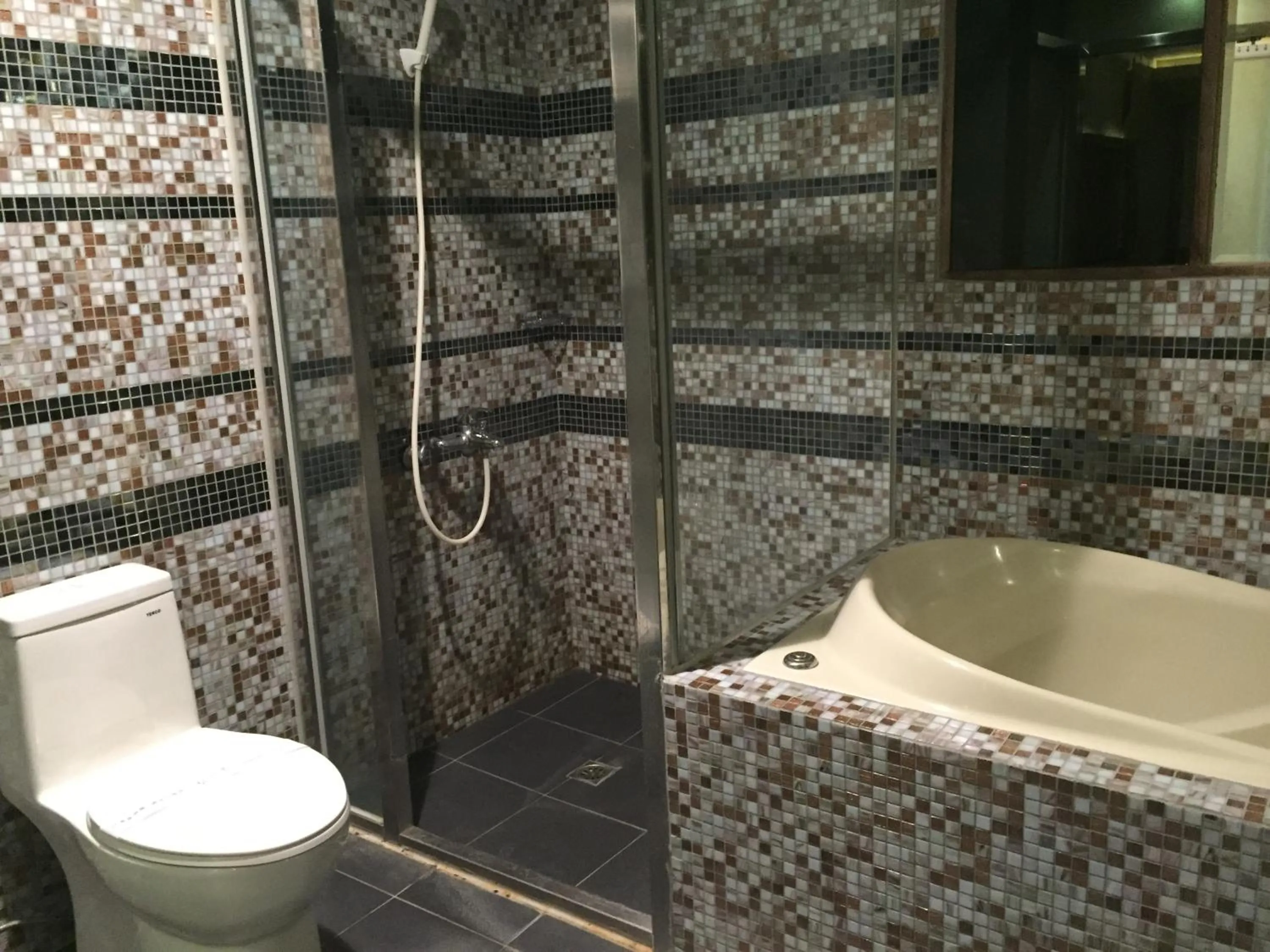 Bathroom in Chusha Motel