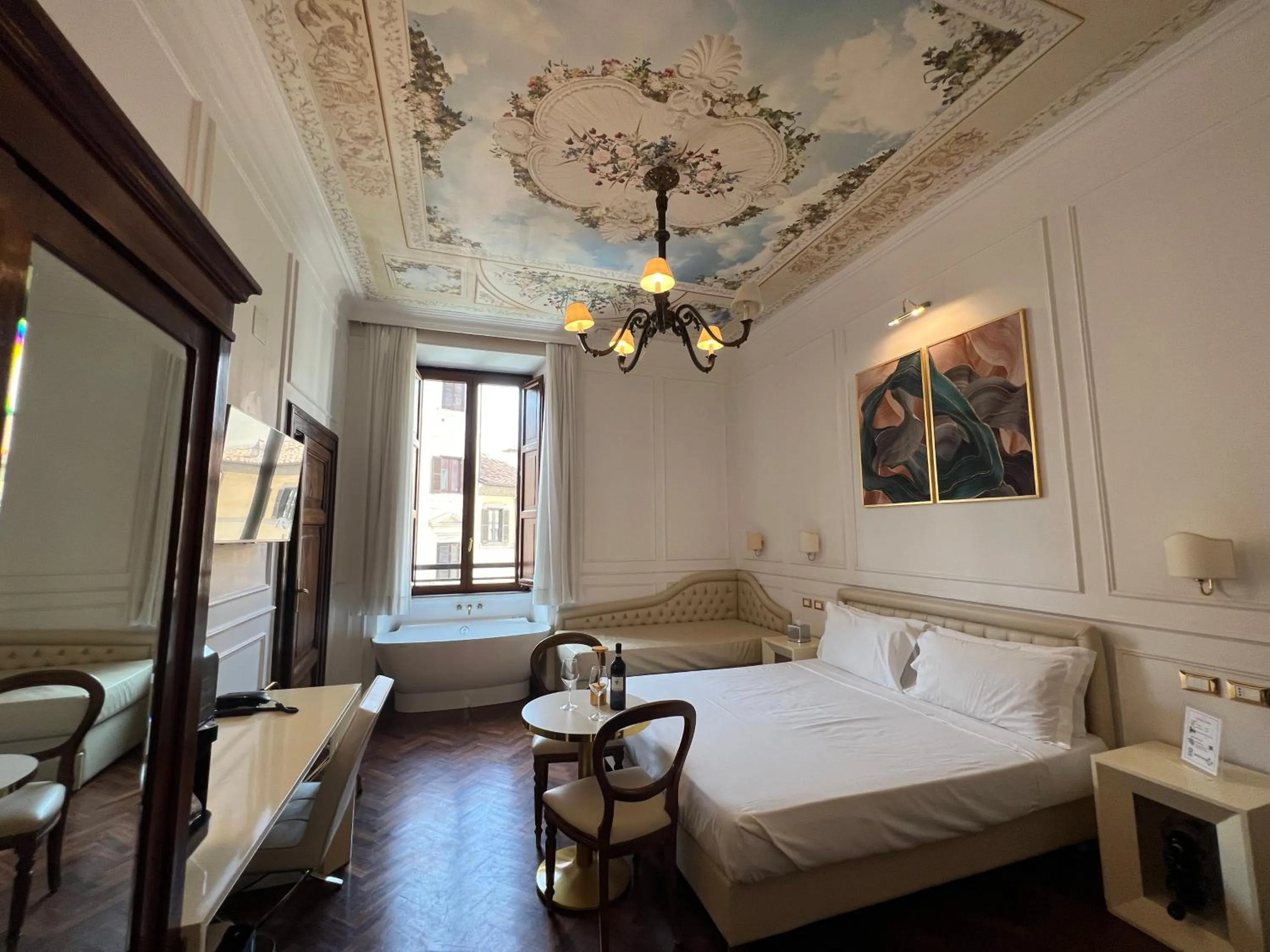 Bedroom, Bed in Navona Central Suites