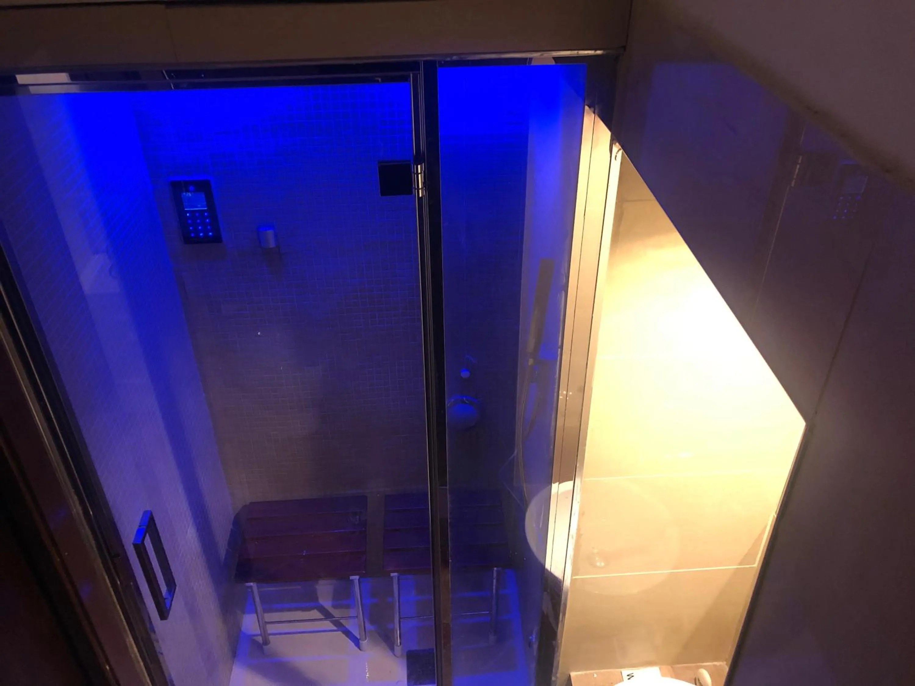 Steam room in Navona Central Suites
