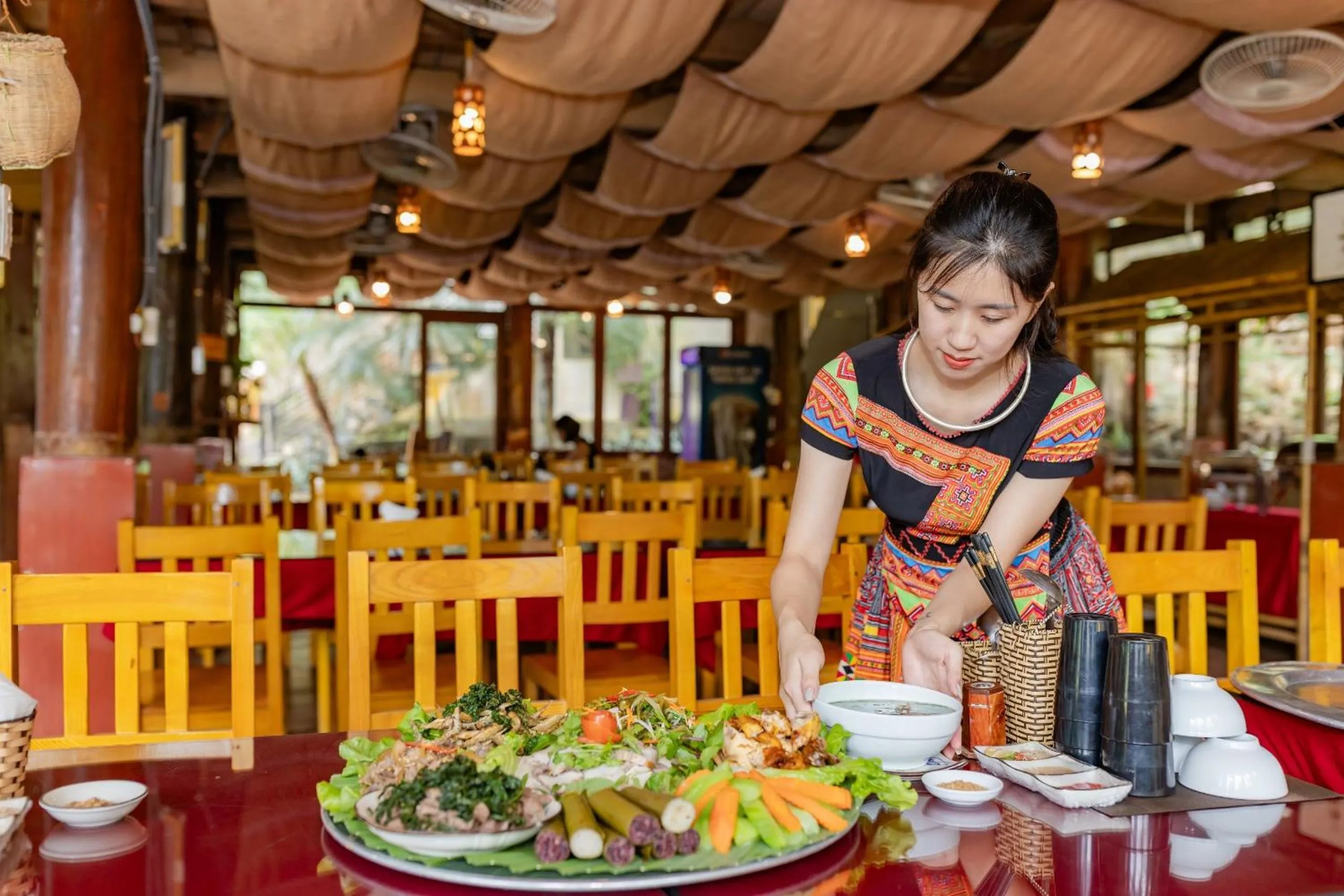 Restaurant/places to eat in Mai Chau Sunrise Village