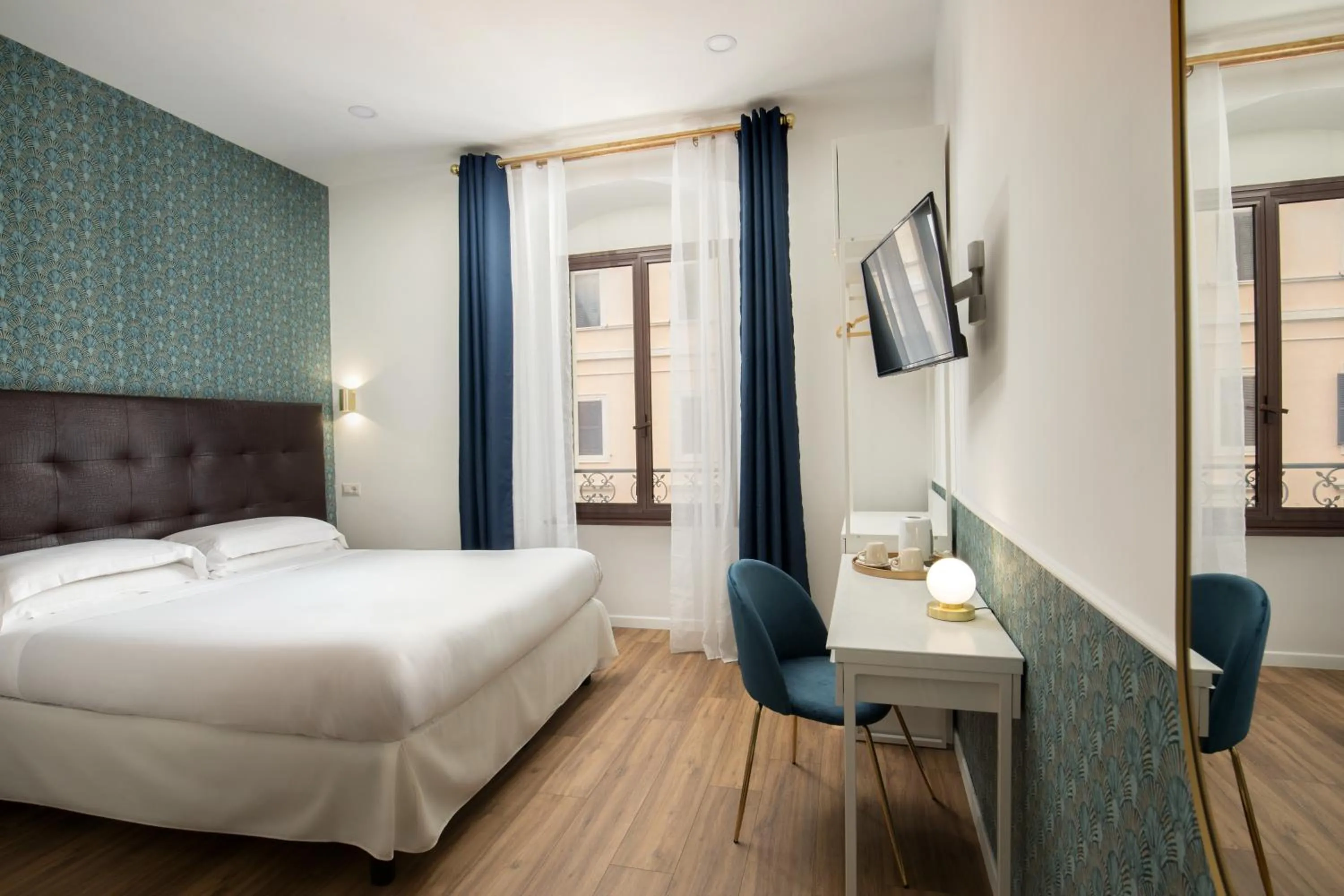 Bedroom, Bed in Amalia Suites by Remember Rome