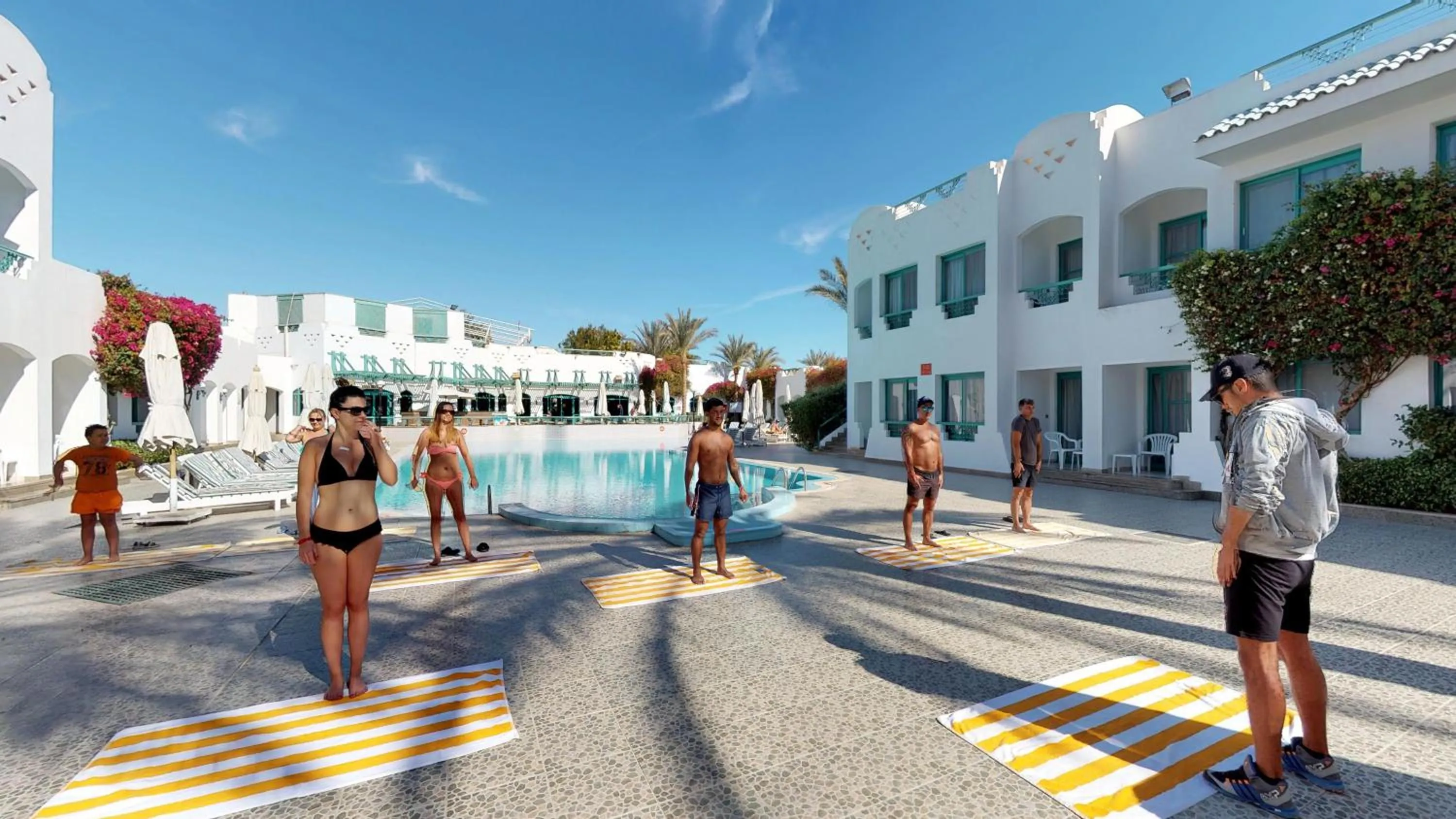 Swimming pool in Falcon Hills Hotel