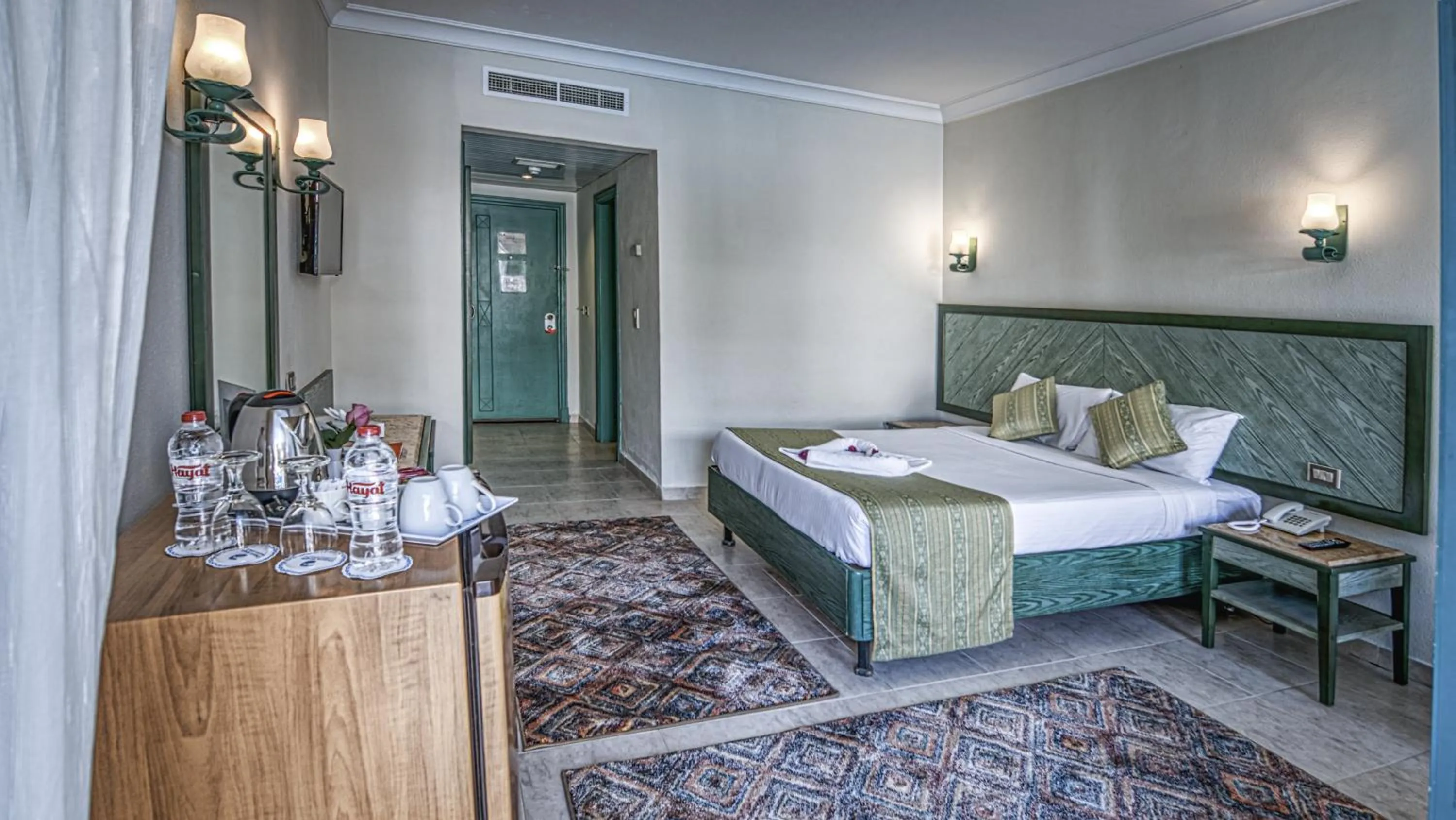 Bed in Falcon Hills Hotel