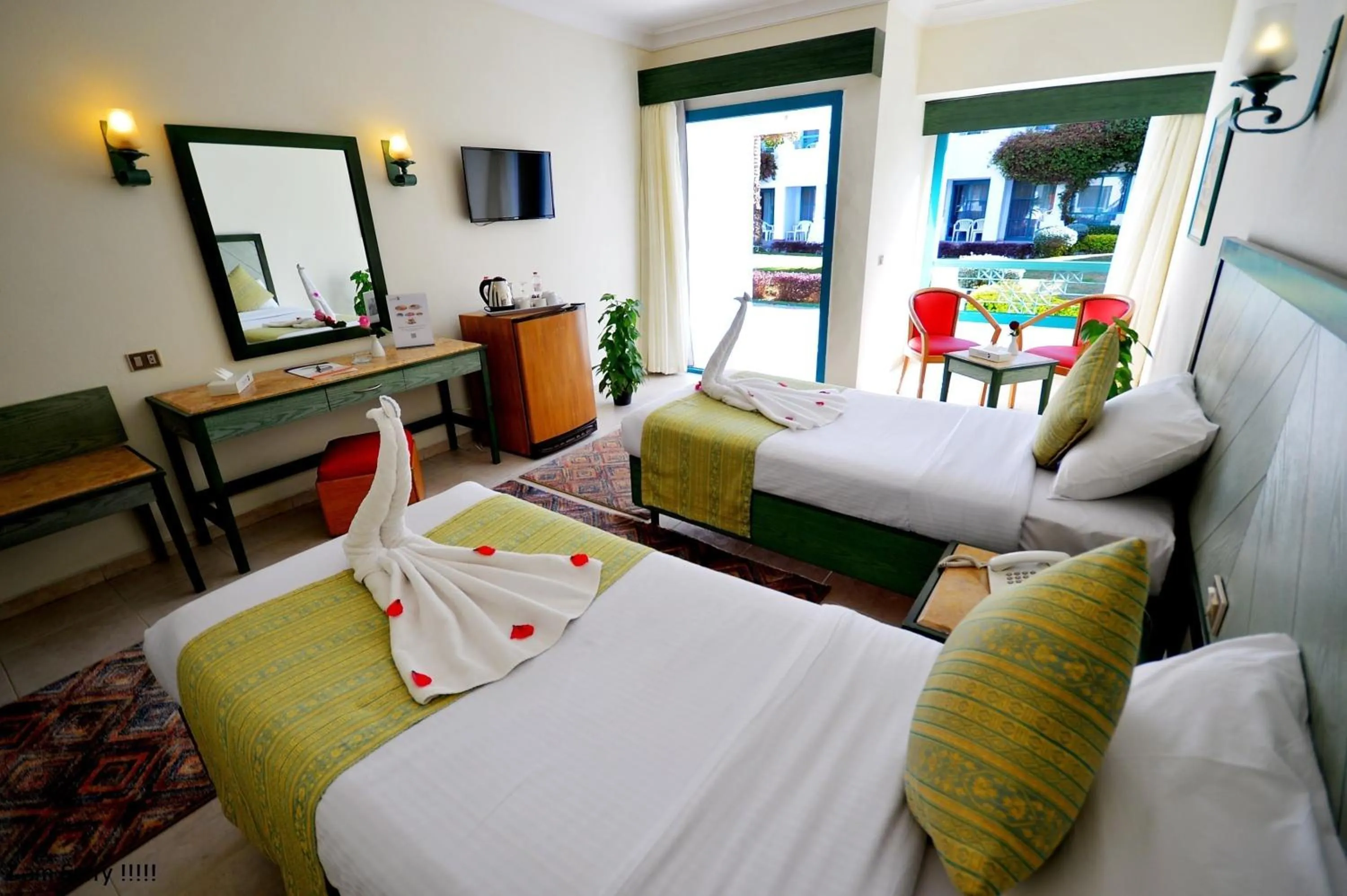 Bed in Falcon Hills Hotel