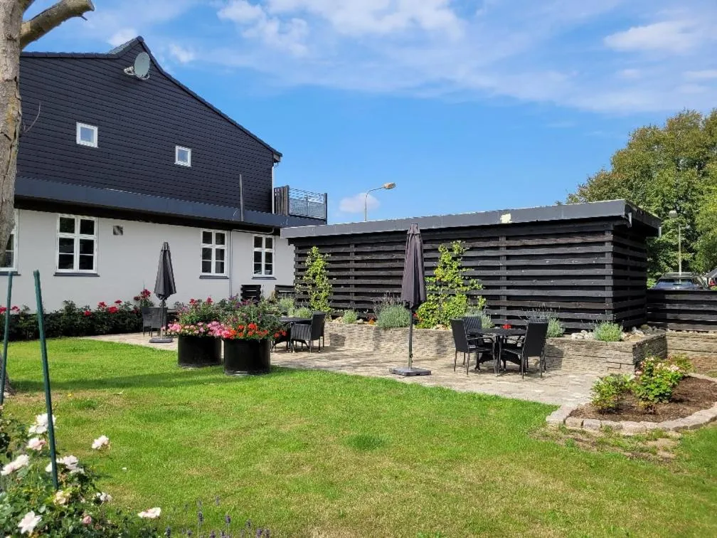 Garden in Hals Hotel