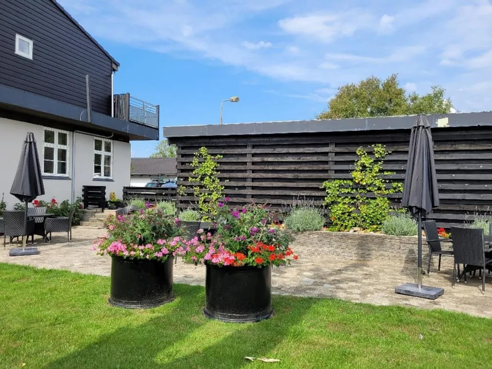 Garden in Hals Hotel