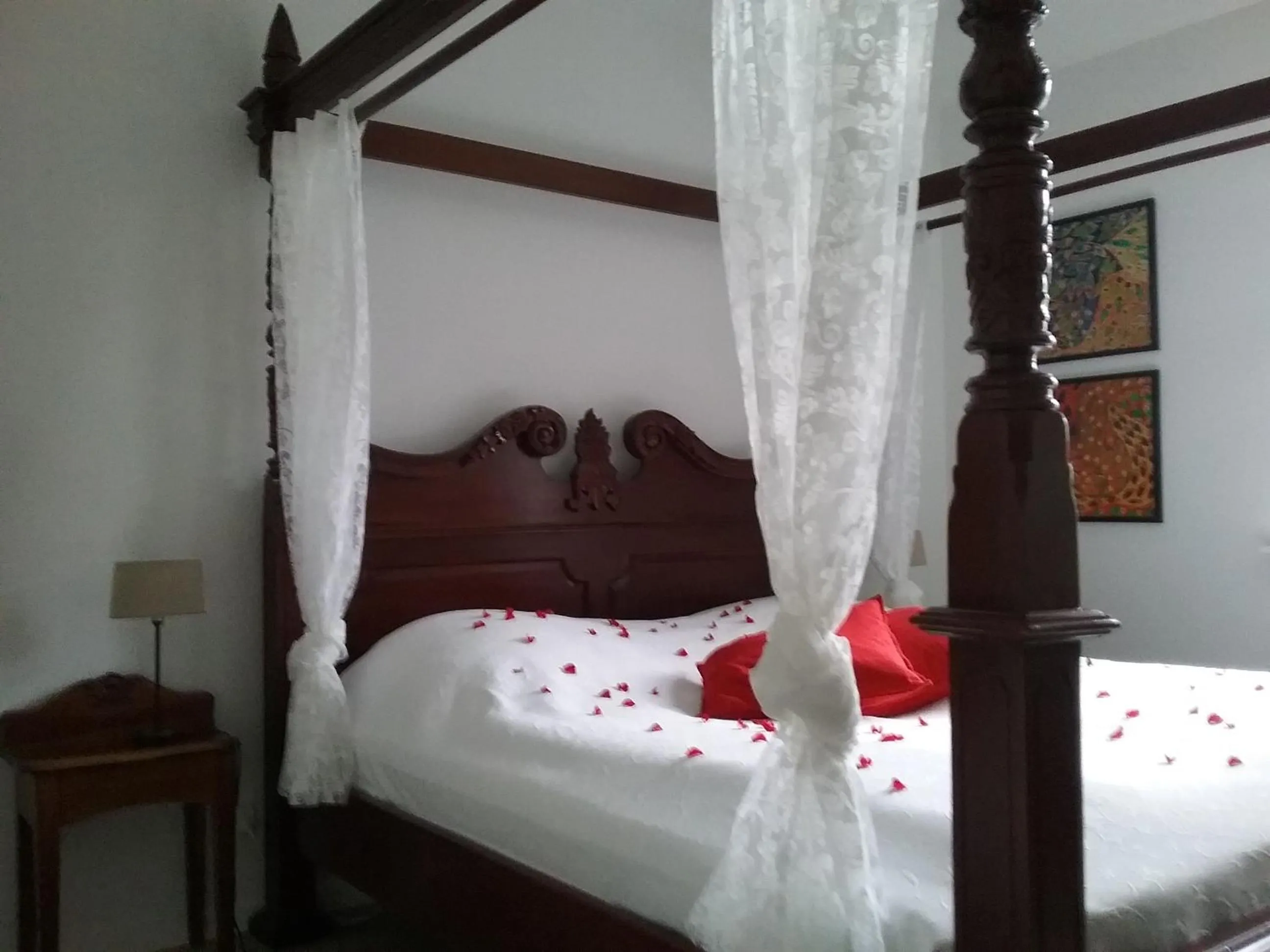 Bed in Hals Hotel