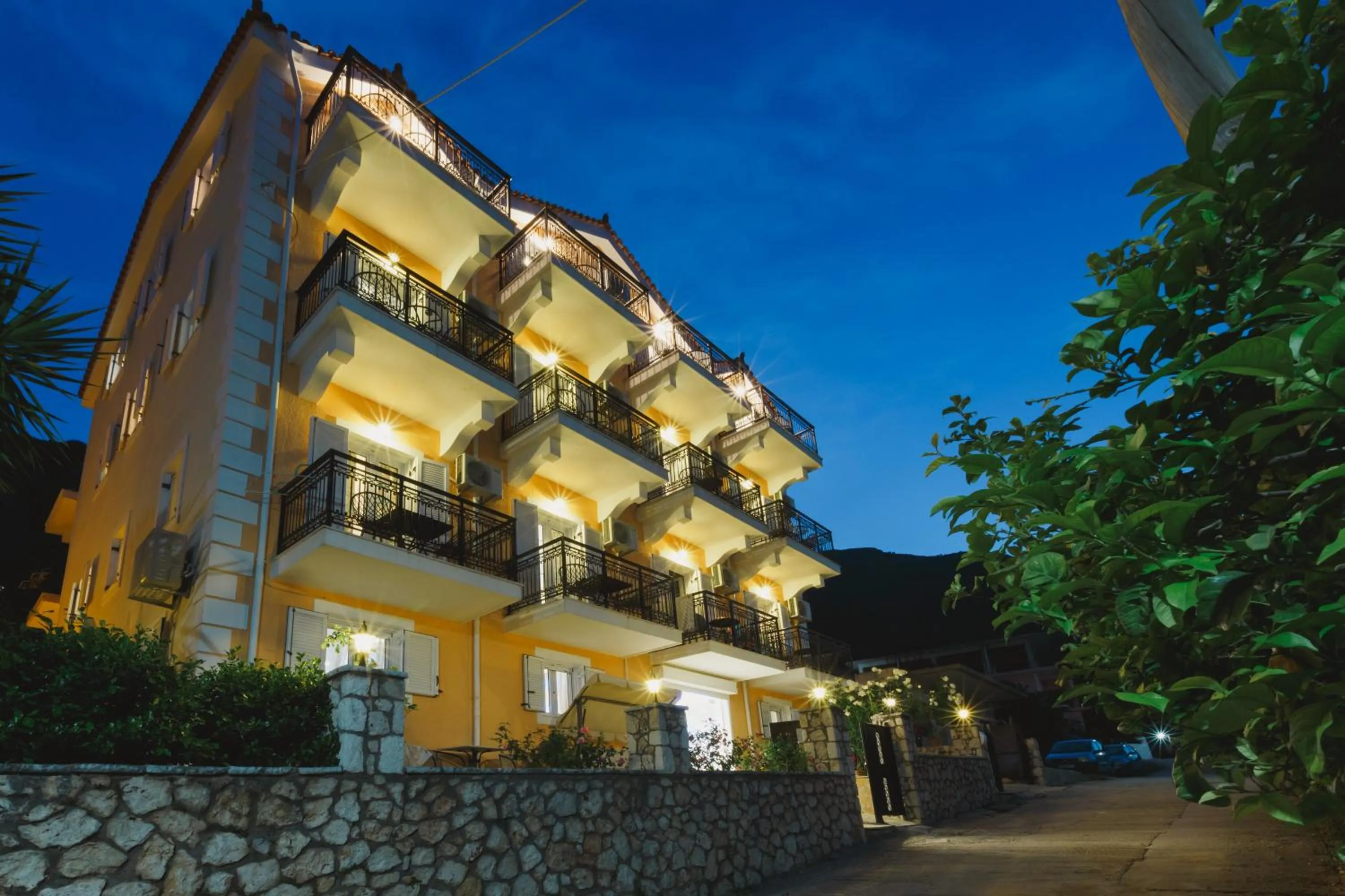 Property building in Stellatos House