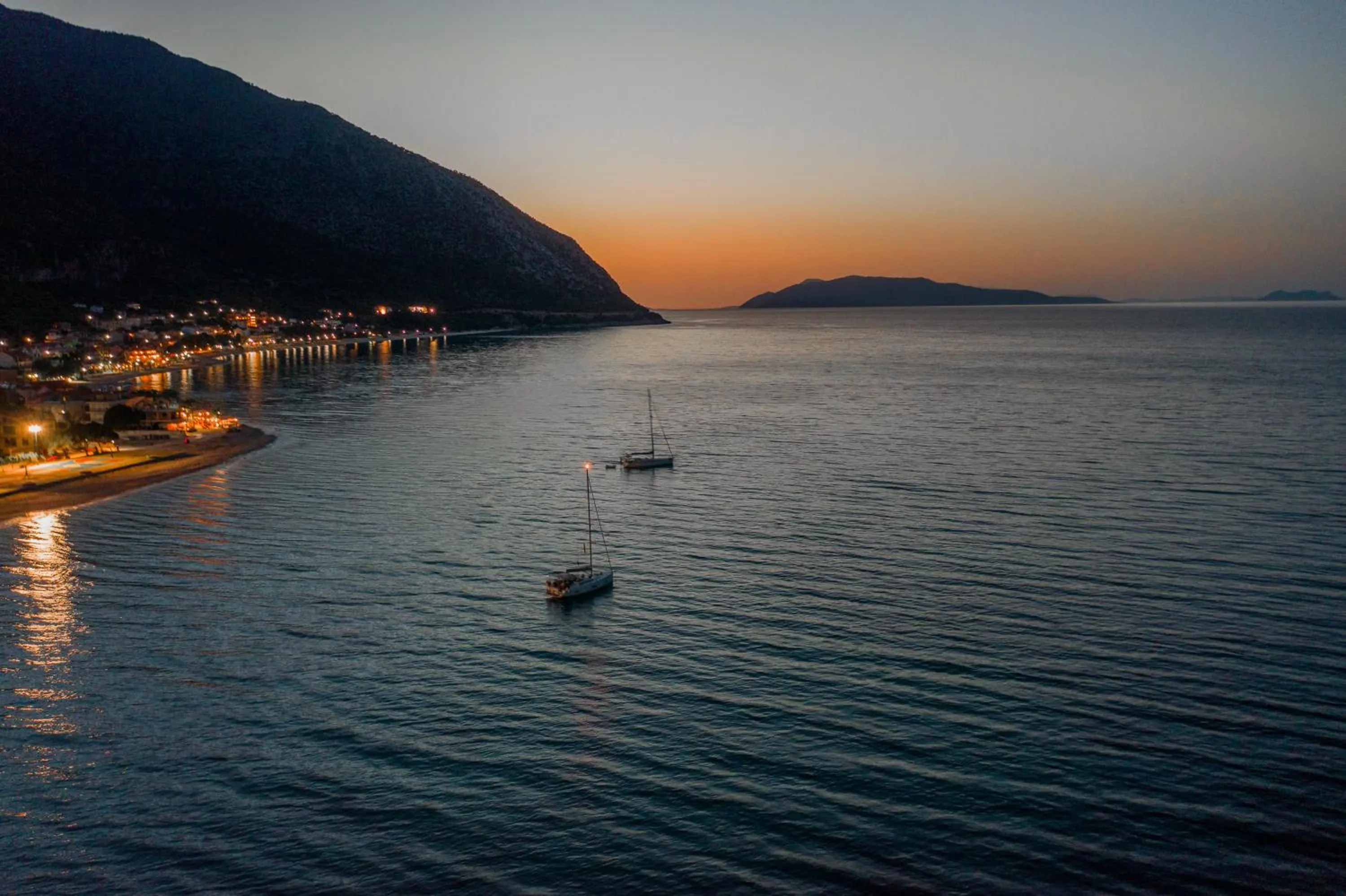 Beach in Stellatos House