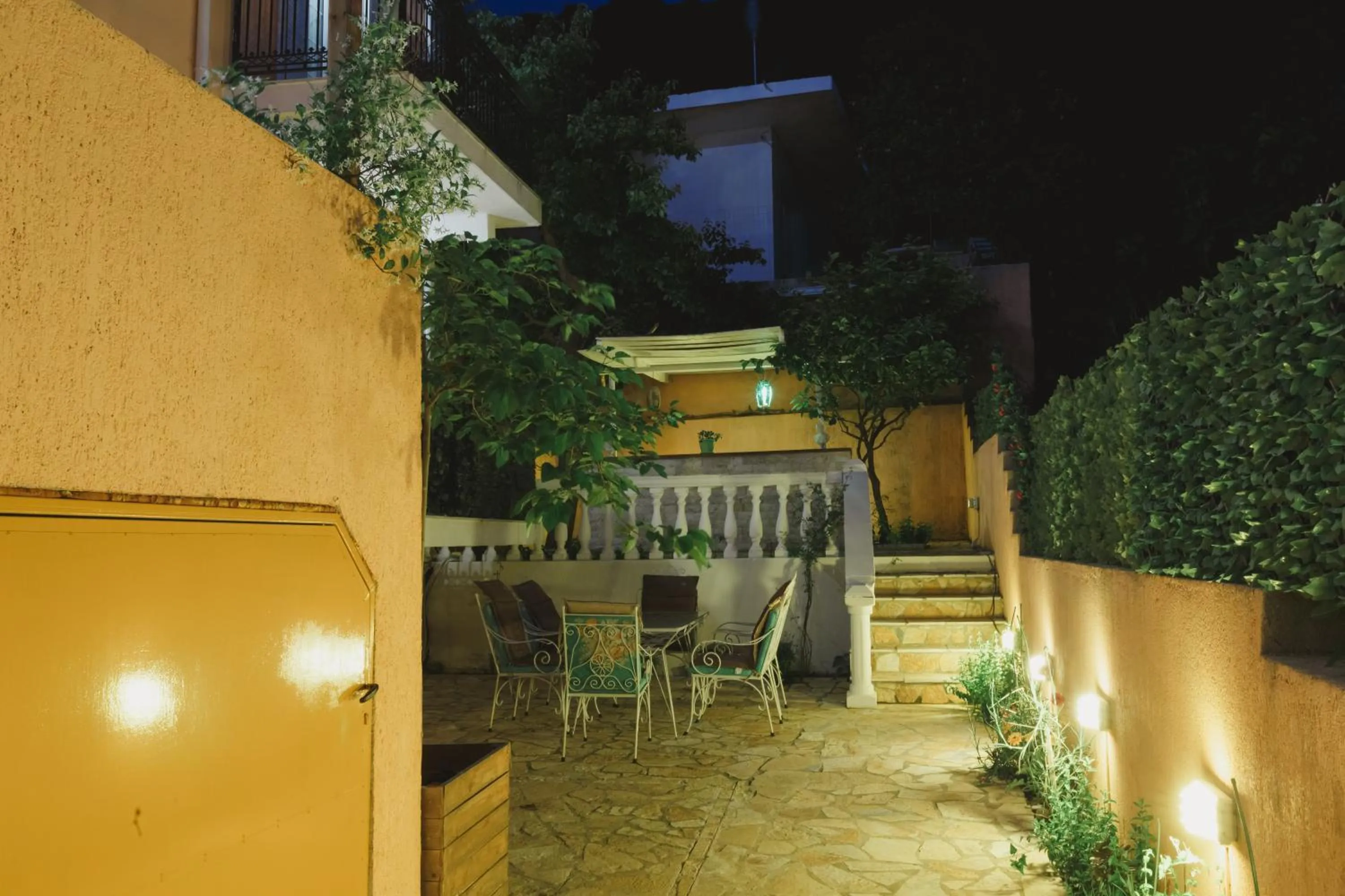 Property building in Stellatos House