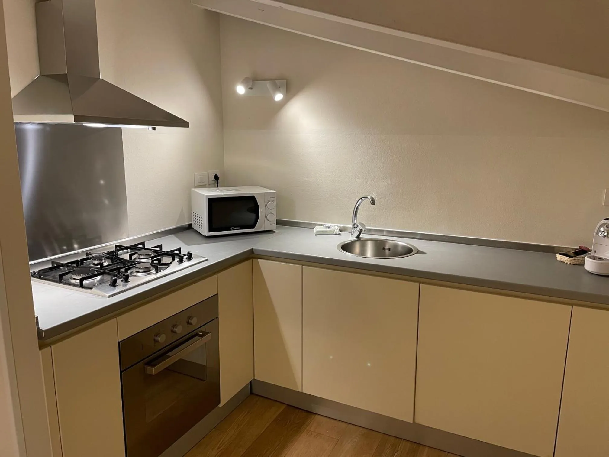 Kitchen or kitchenette in Ceccarini Suite