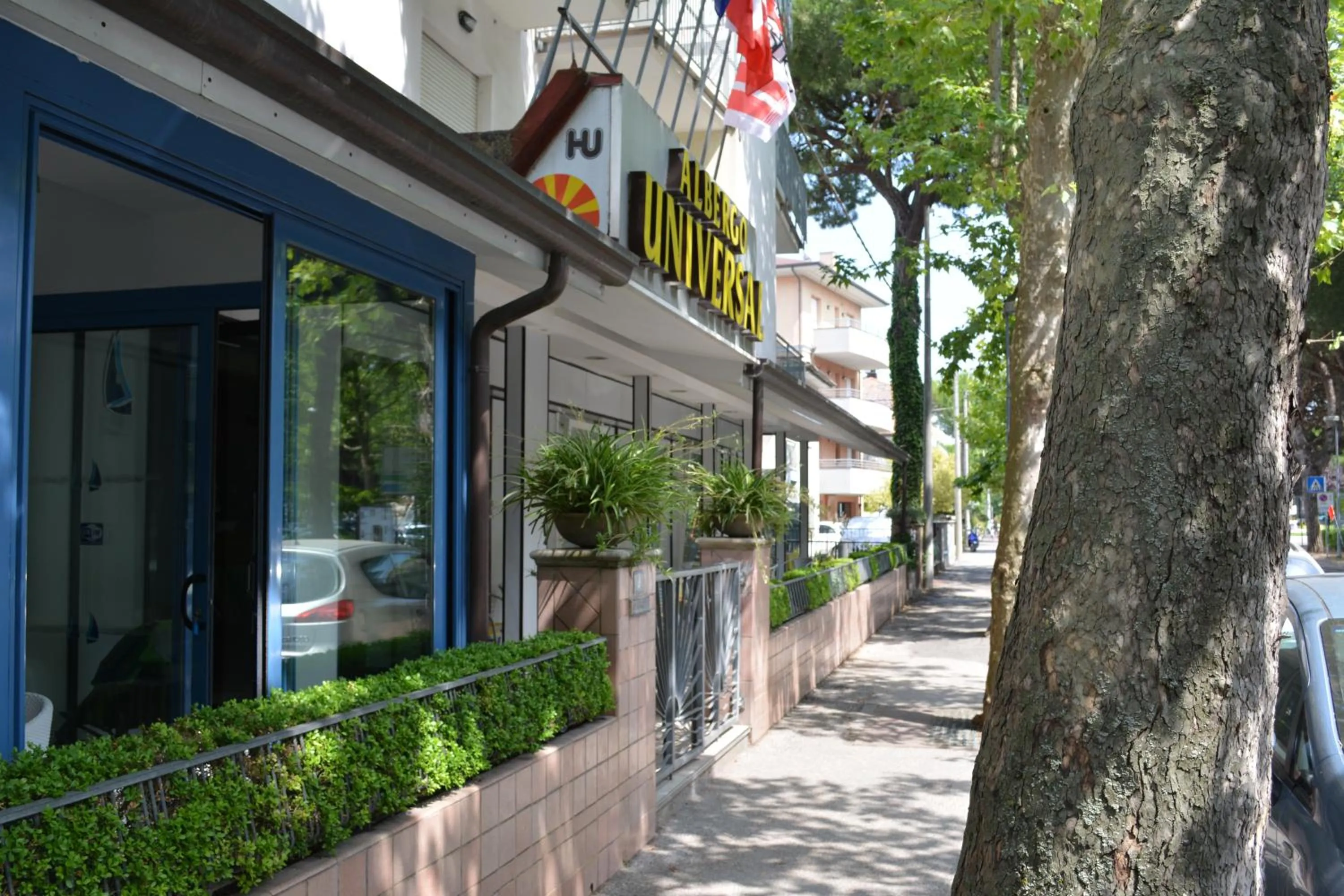 Facade/entrance in Hotel Universal