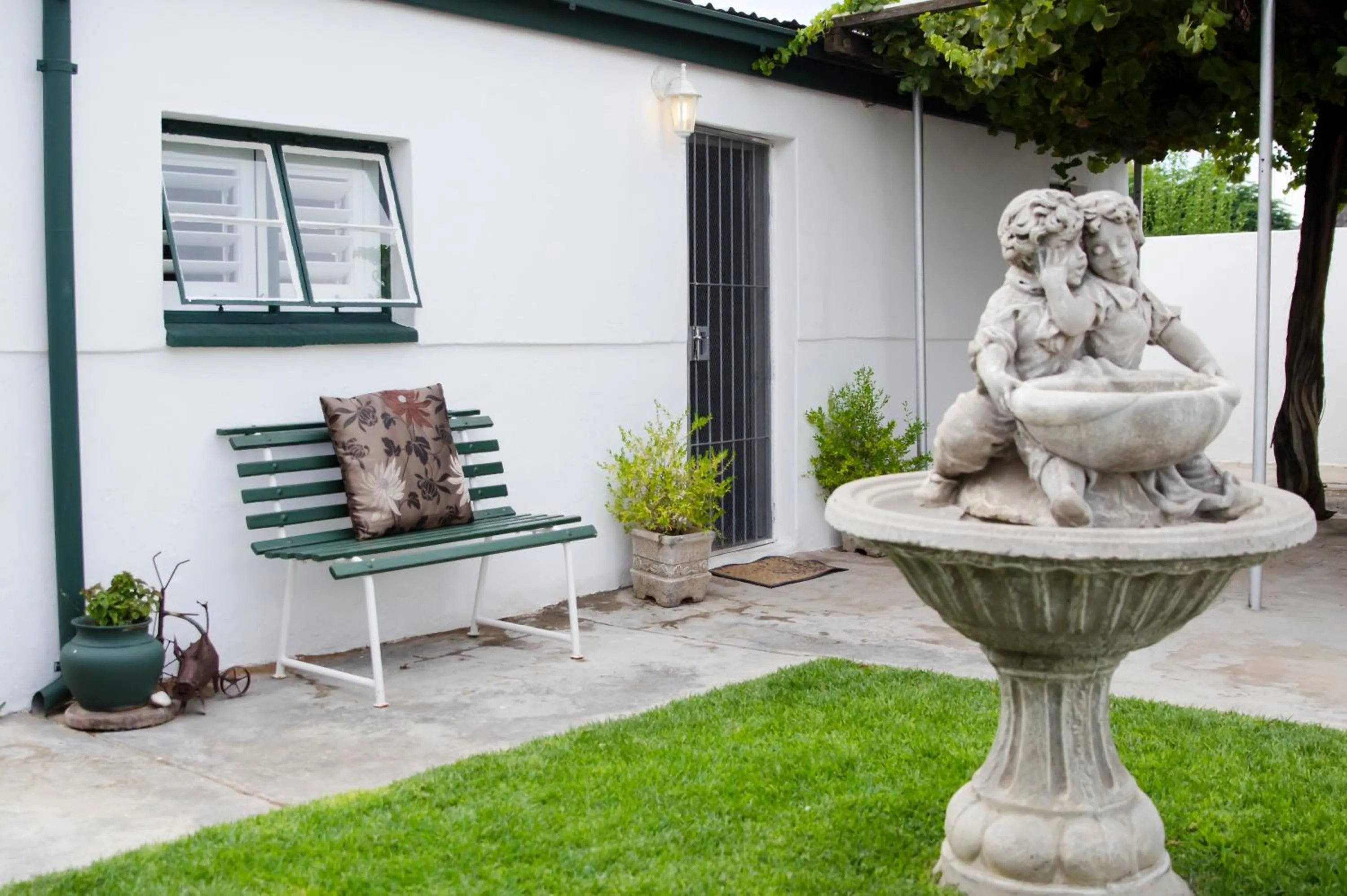 Property building in Annies House