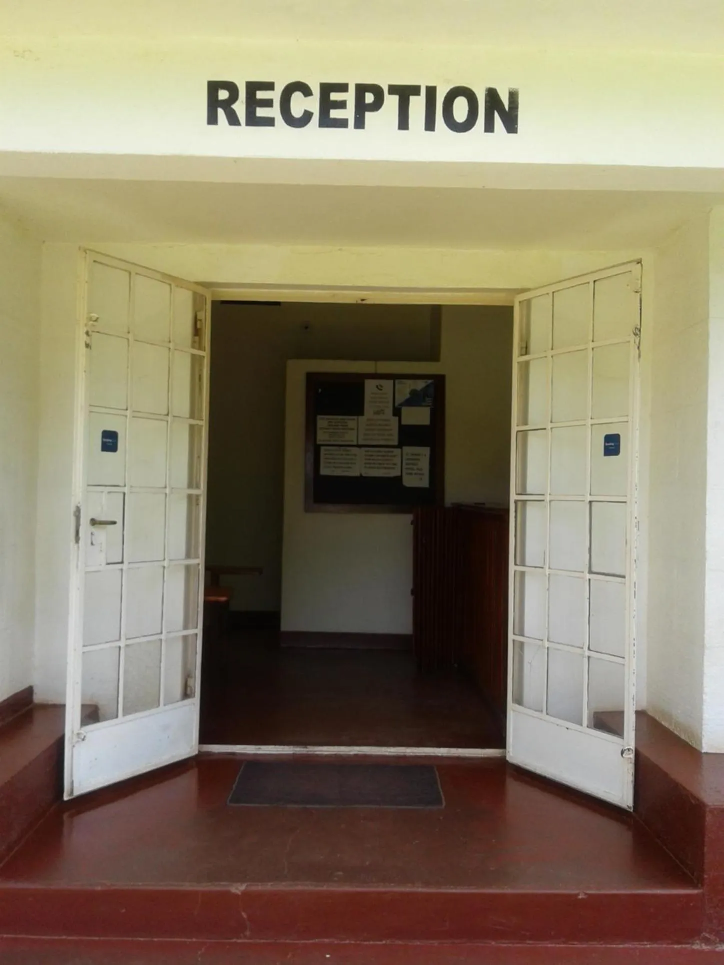 Lobby or reception in Skyway Hotel