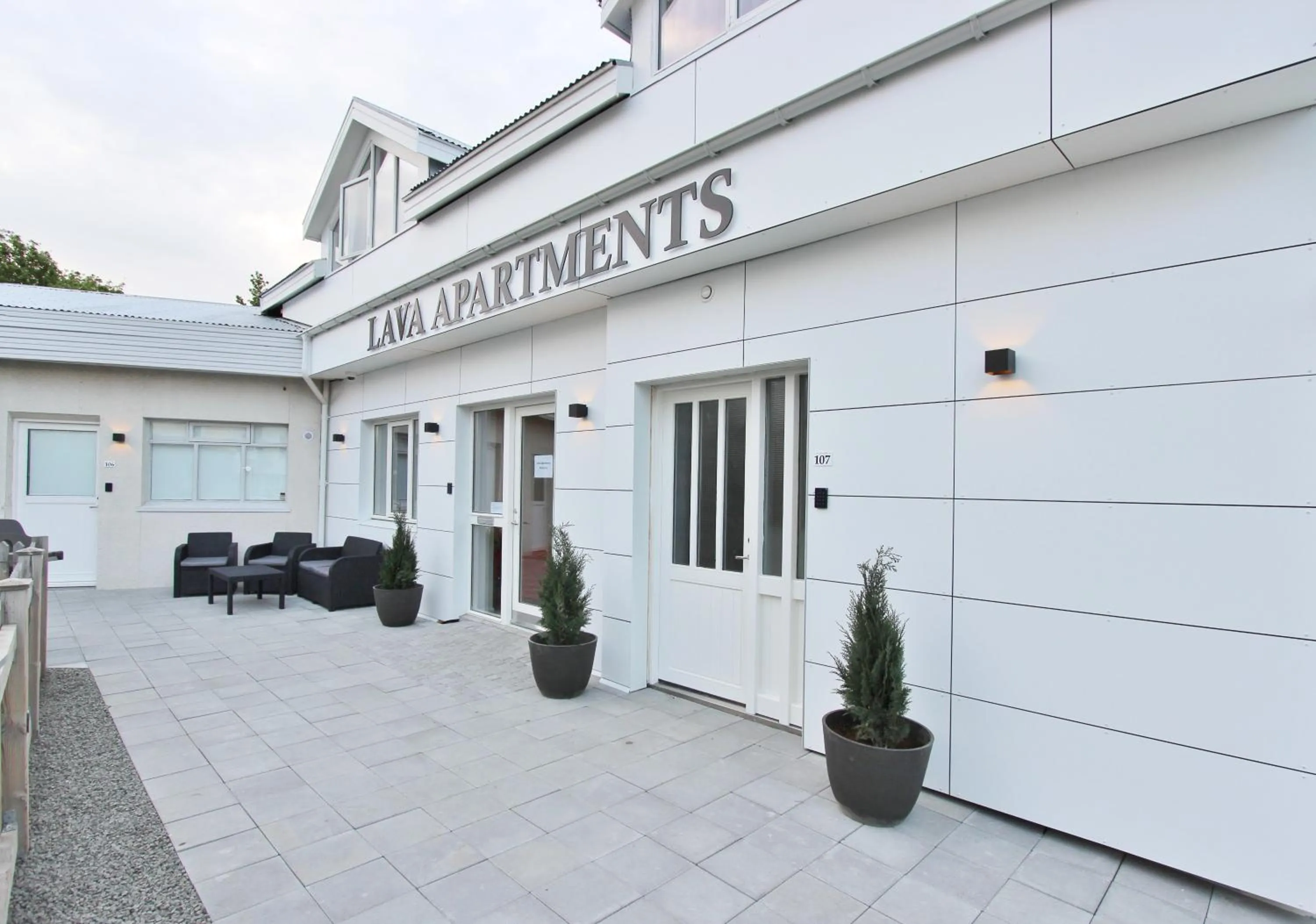 Facade/entrance in Lava Apartments & Rooms