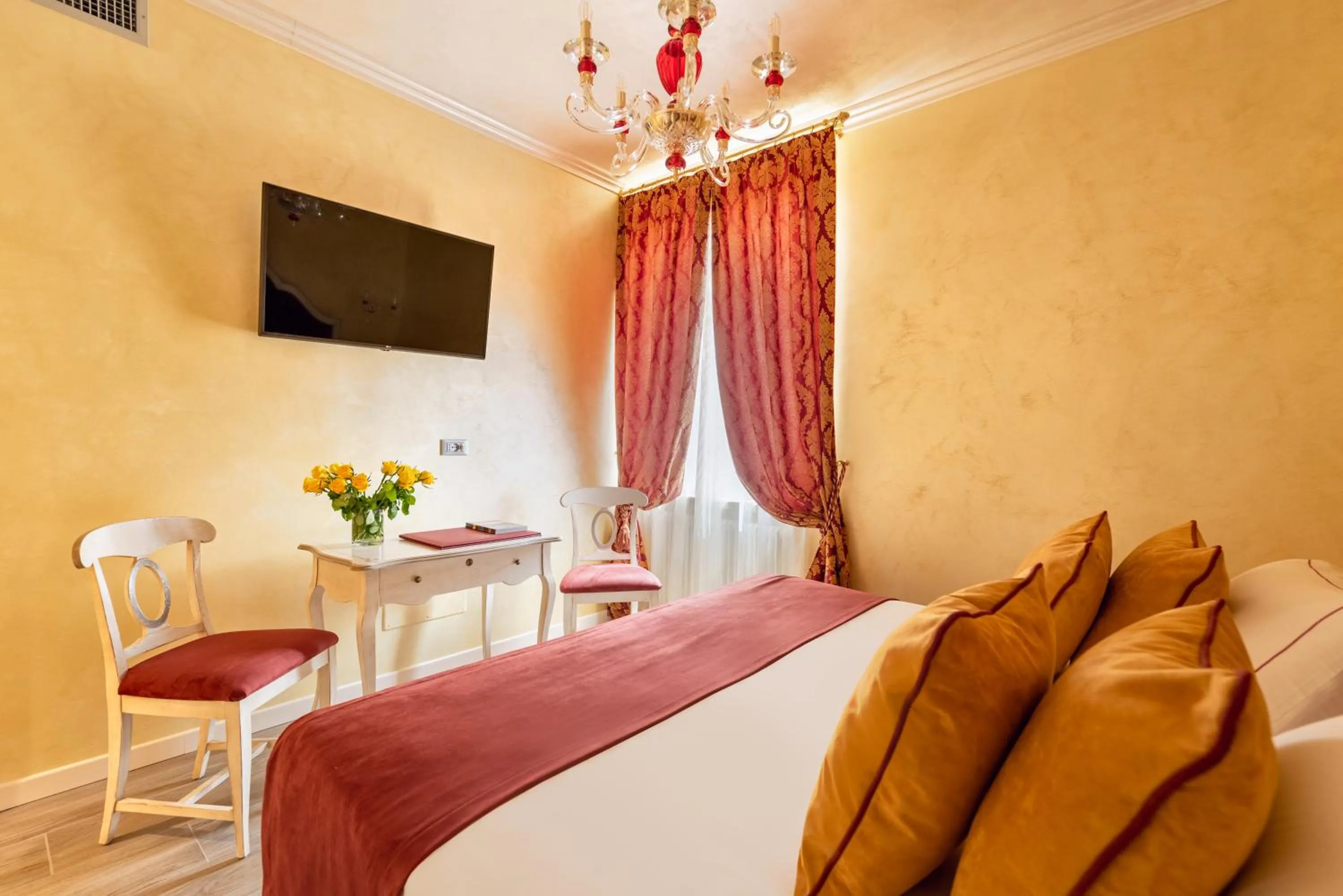 Bedroom, Bed in Relais Empire