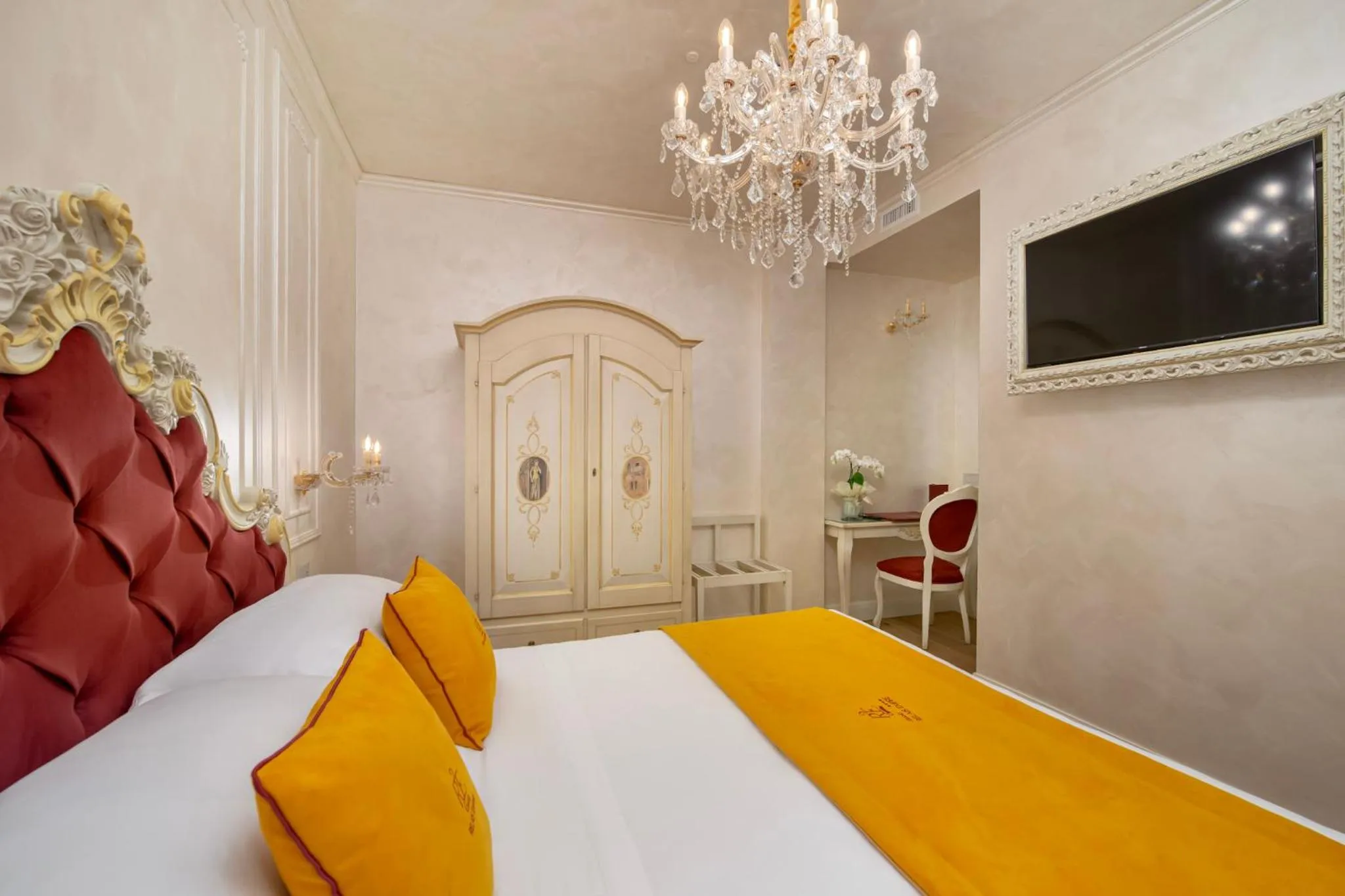 Bedroom, Bed in Relais Empire