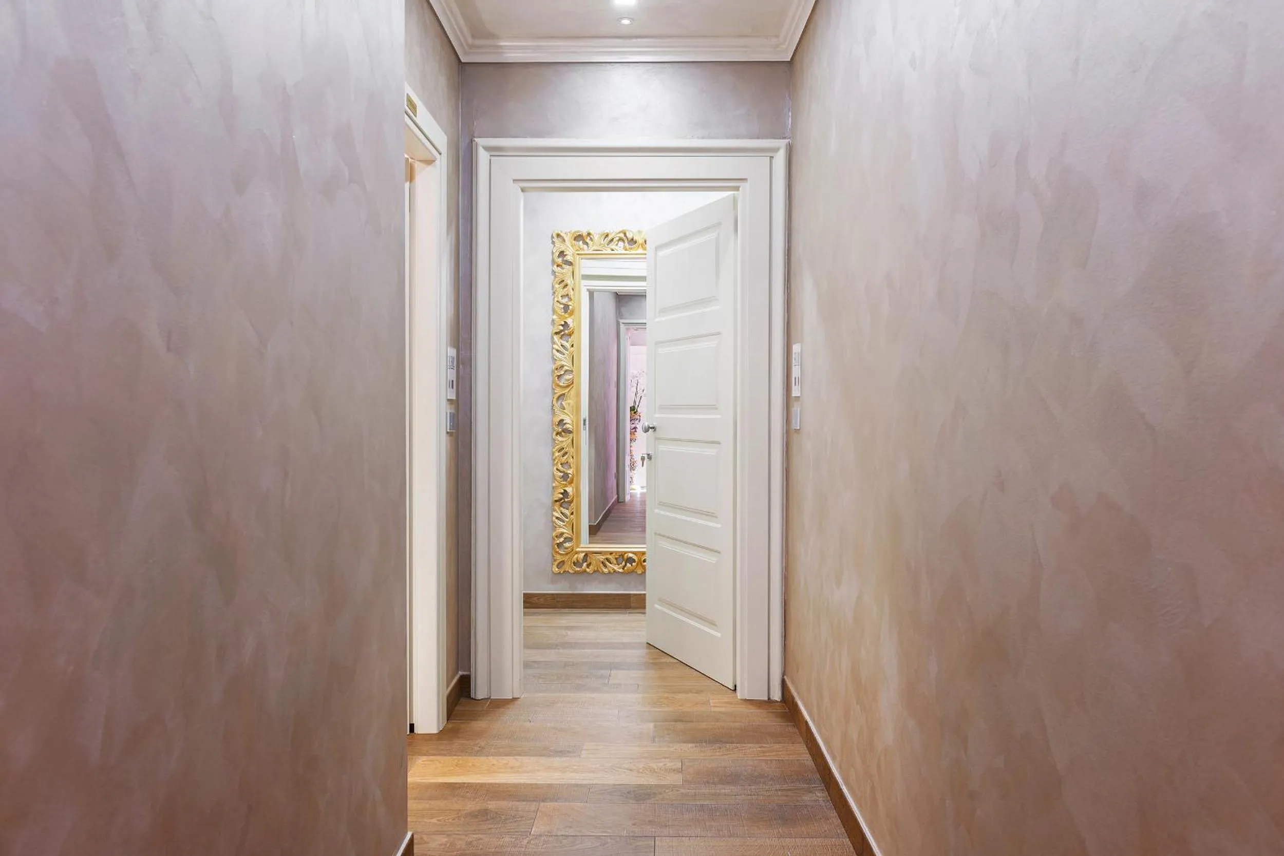 Area and facilities in Relais Empire