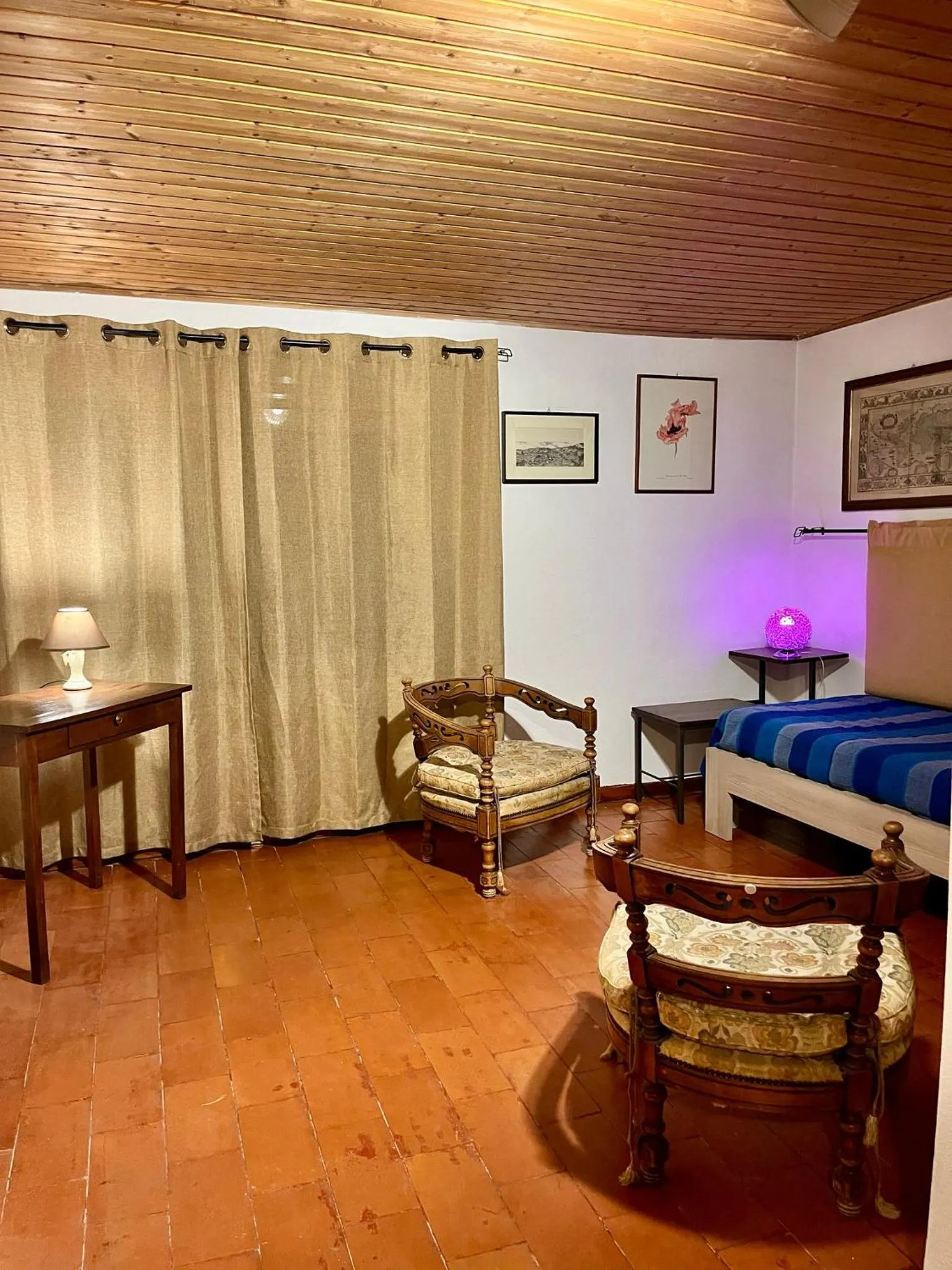 Seating area in B&B Gennarcu