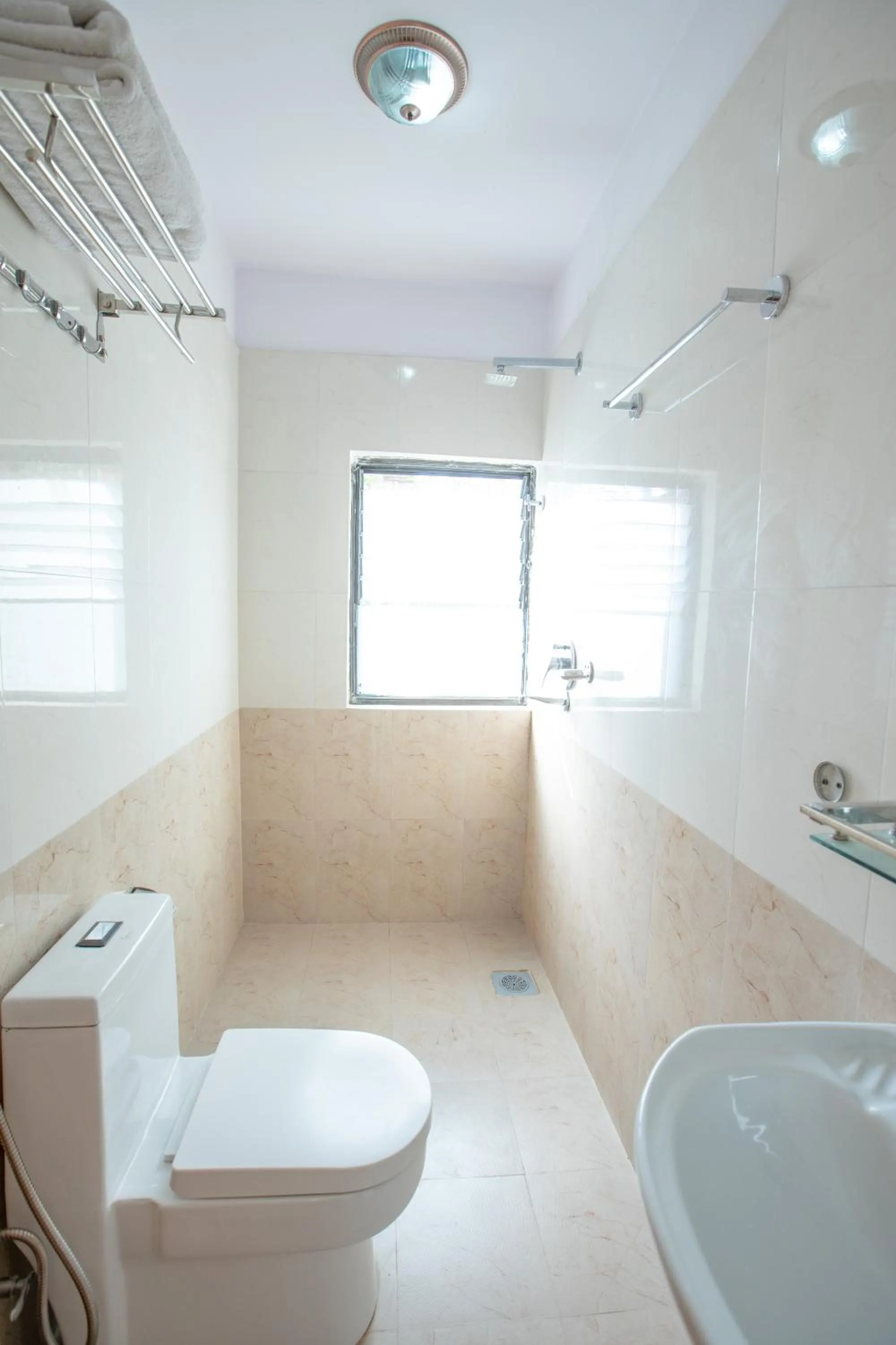 Bathroom in Kathmandu Sunny Hotel