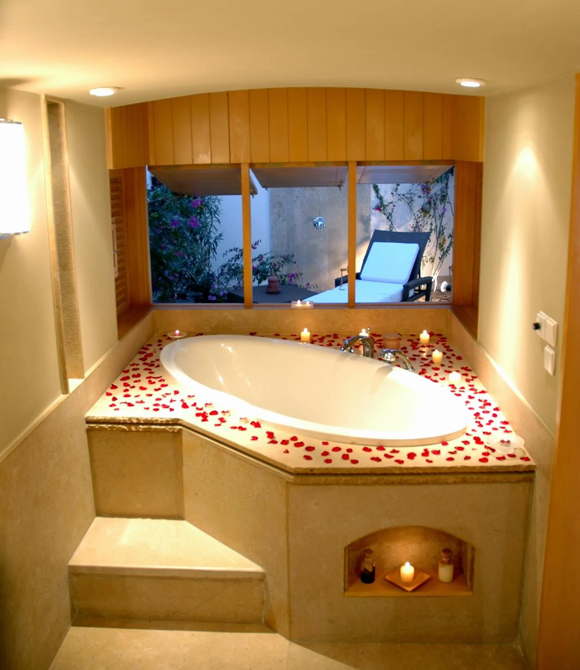 Shower, Bathroom in Le Méridien Dahab Resort & SPA