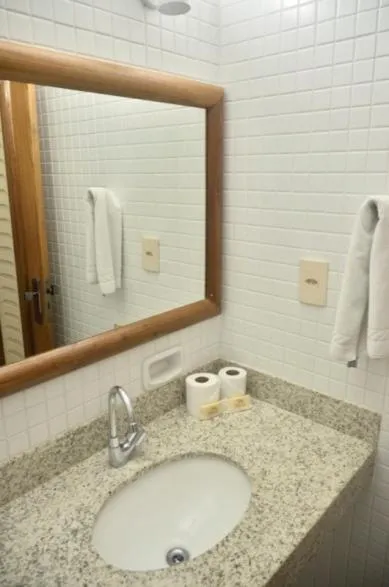 Bathroom in Hotel Grão Para